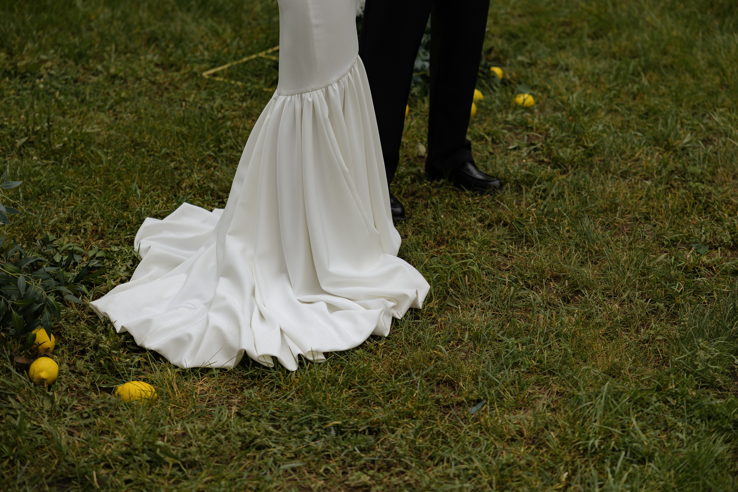 Июньская свадьба на берегу реки. Фотограф Сергей Ртищев в Москве и РФ