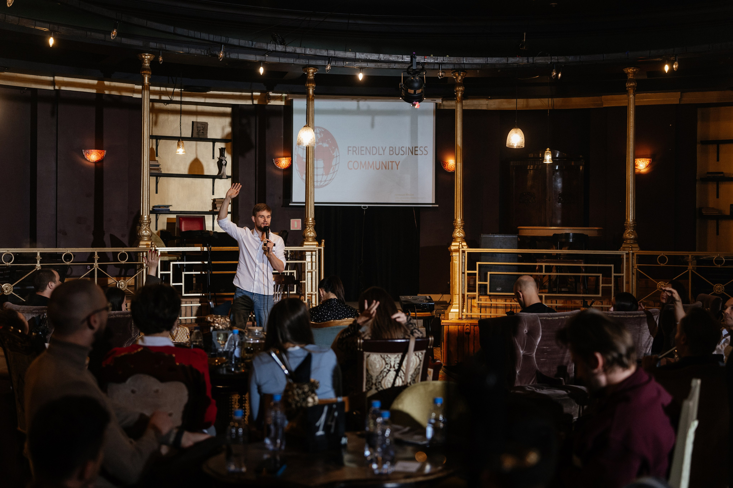 FBC в квартире 8. Андрей Сухинин репортажный свадебный фотограф Санкт-Петербург