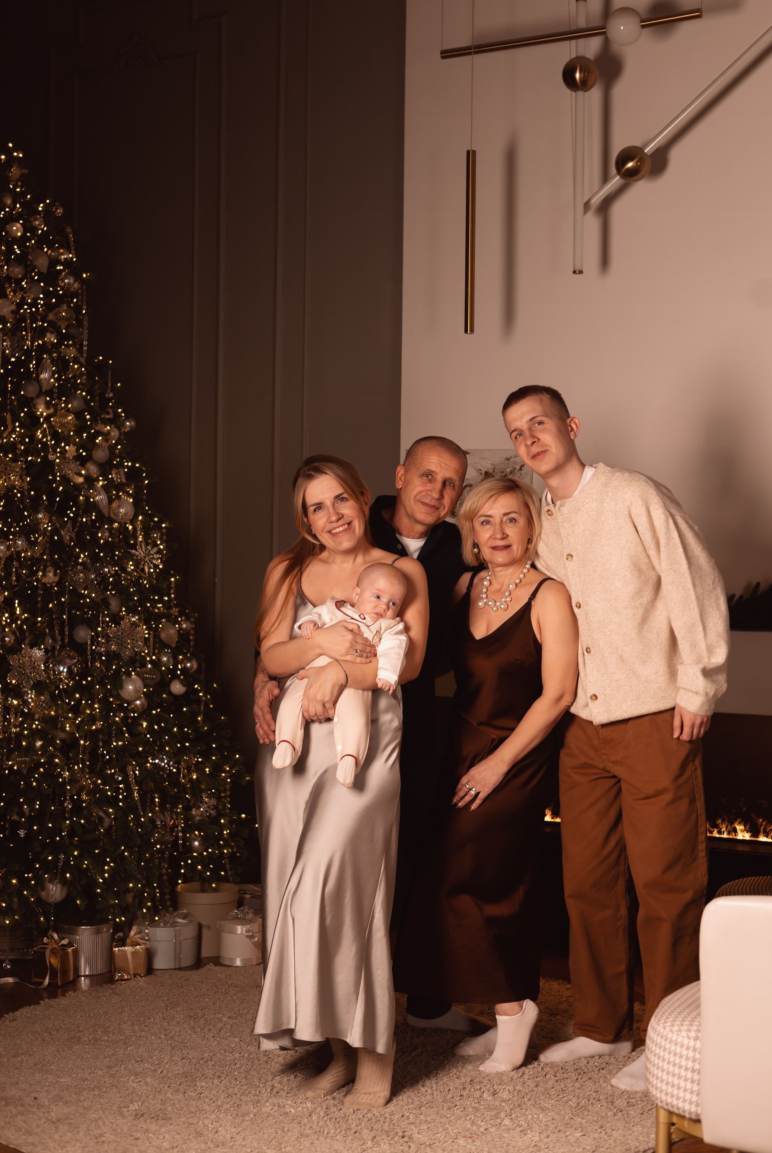 Максим и его семья