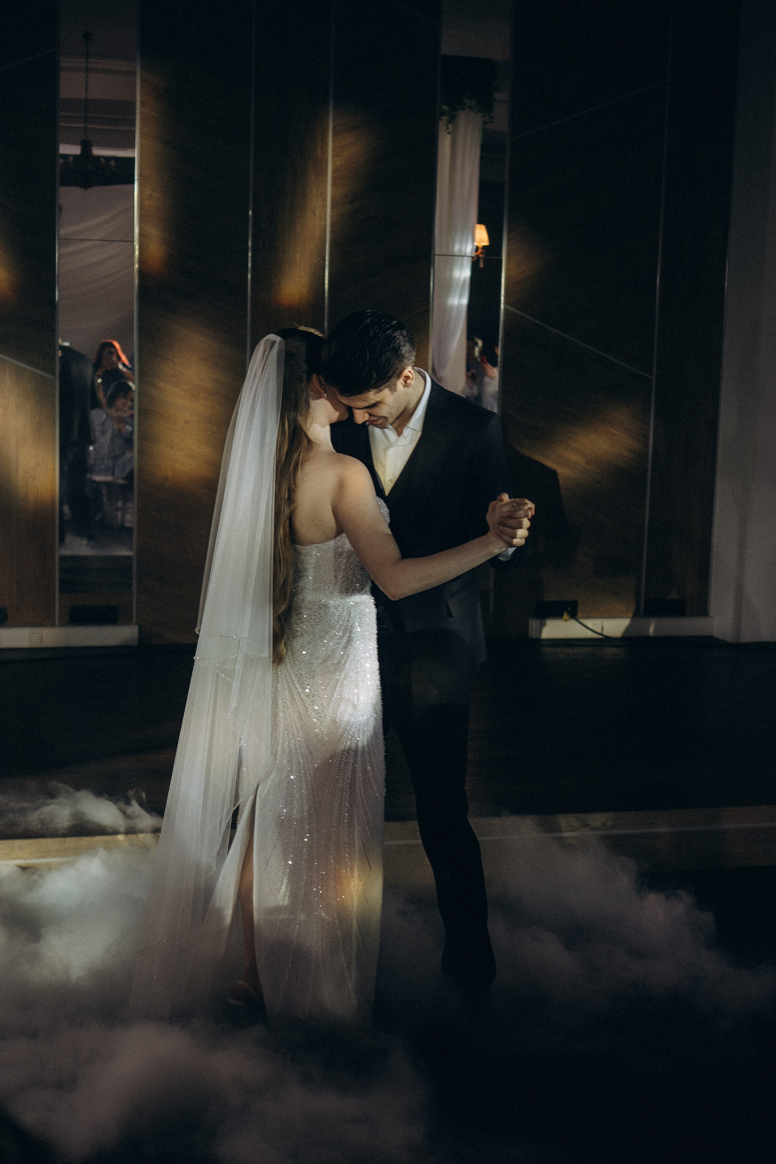 СВАДЕБНАЯ СЬЕМКА СБОРОВ В ОТЕЛЕ И ВЫЕЗД НА ЦЕРЕМОНИЮ (СНЯТО В СИБИРЕ В НИЖНЕВАРТОВСКЕ). Профессиональный фотограф, Санкт-Петербург — Виктория Богомолова