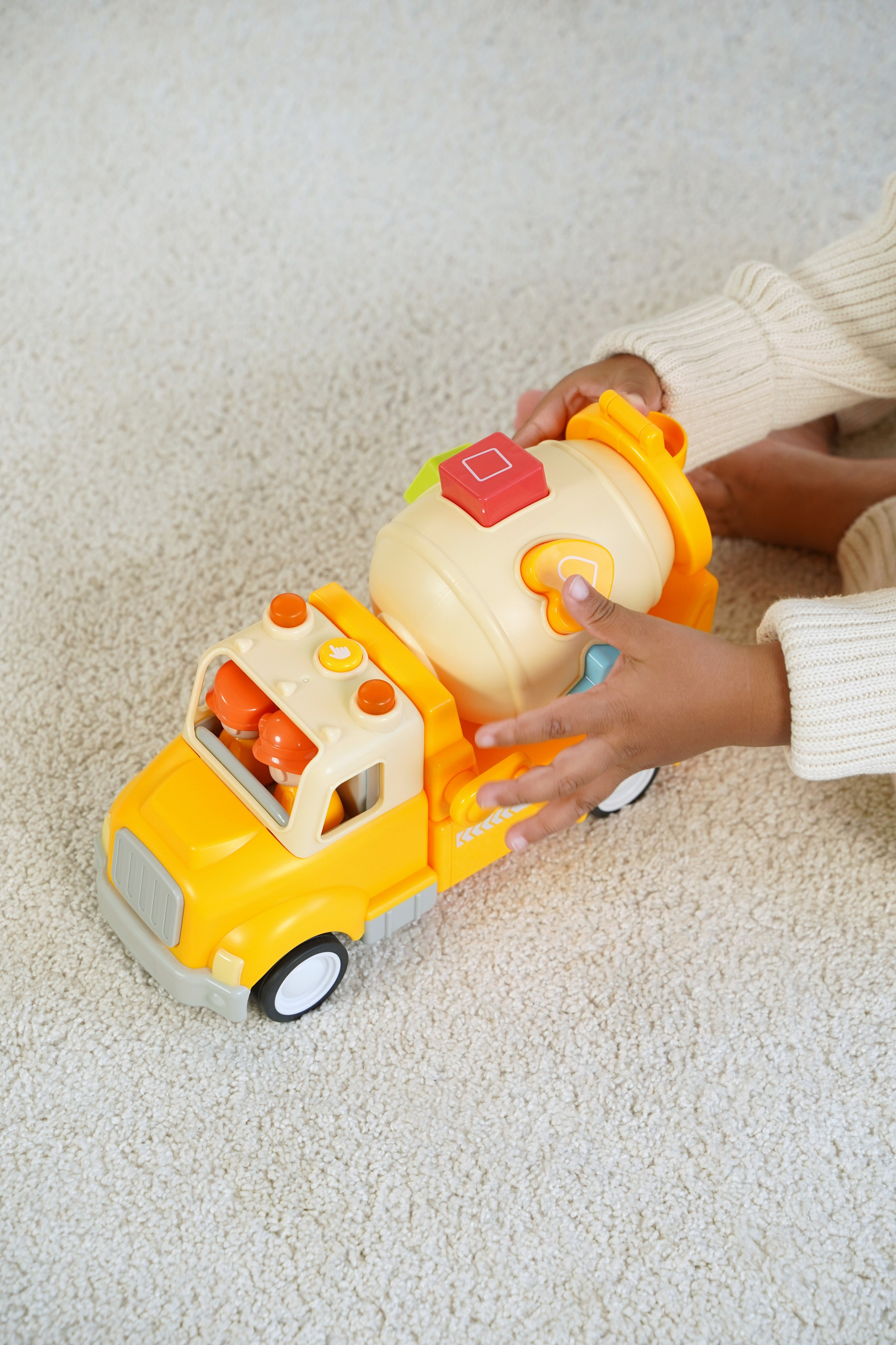 "Профессиональная детская фотосъемка для семейных портретов и воспоминаний""Высококачественная детская съемка новорожденных и малышей в студии""Рекламная детская фотосъемка для альбомов и подарков""Студийная детская съемка с креативными декорациями и позами""Коммерческая детская фотосъемка для маркетинга детских товаров""Фотография детской съемки с акцентом на эмоции и улыбки""Семейная детская съемка для портфолио и социальных сетей""Профессиональная детская фотосъемка с мягким освещением""Рекламные фото детской съемки для сайтов и брошюр""Высокоточная детская съемка для воспоминаний и презентаций""Детская фотосъемка высокого разрешения для семейных альбомов""Коммерческая детская съемка с фокусом на радость и развитие""Студийная фотосъемка детской съемки для брендов и маркетинга""Фотографии детской съемки для подарков и увеличения клиентов""Профессиональная детская съемка для каталогов и семейных историй"