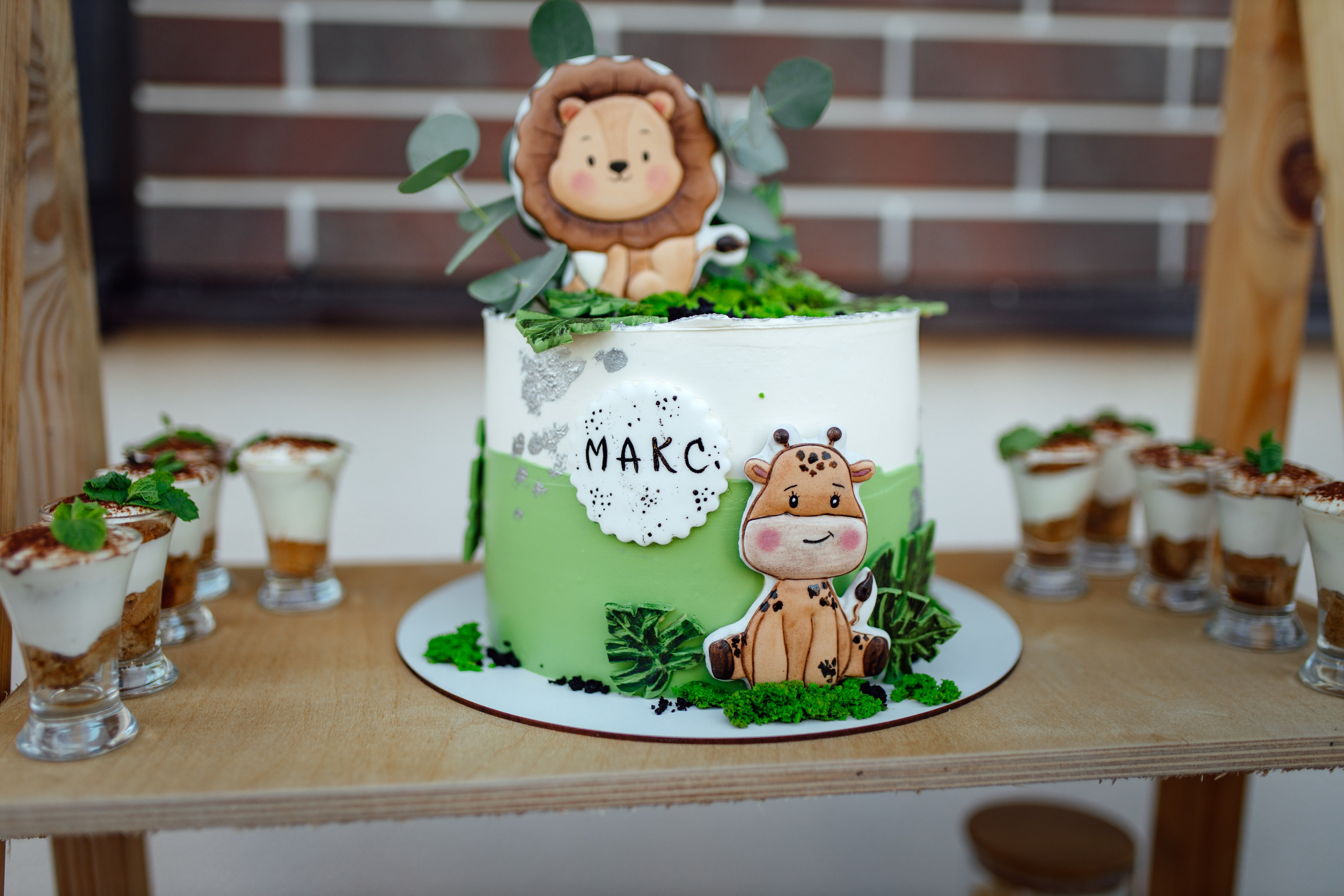 Максику 1 годик, отмечаем дома