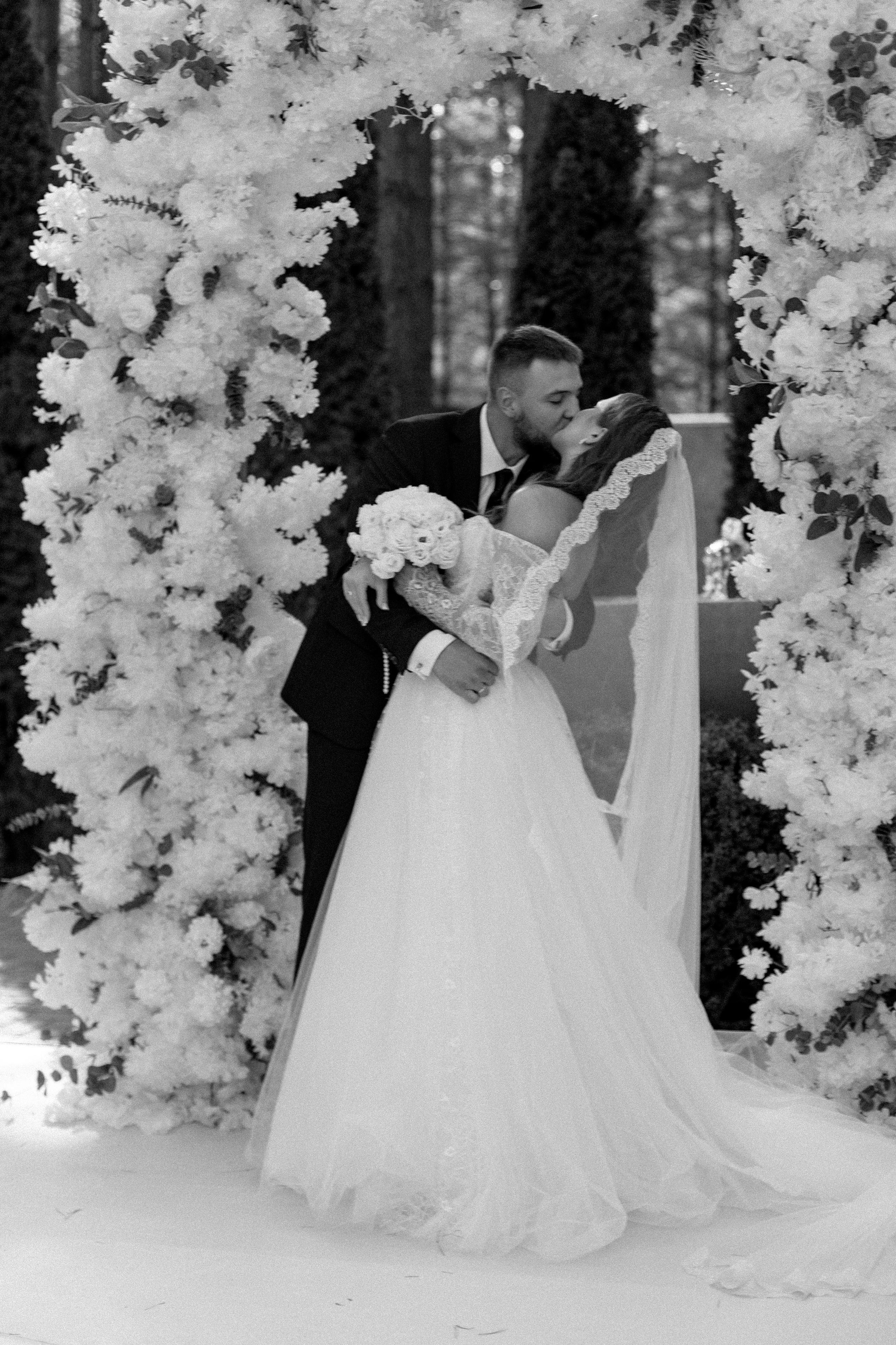 Robert and Juliya. Свадебный фотограф и видеограф