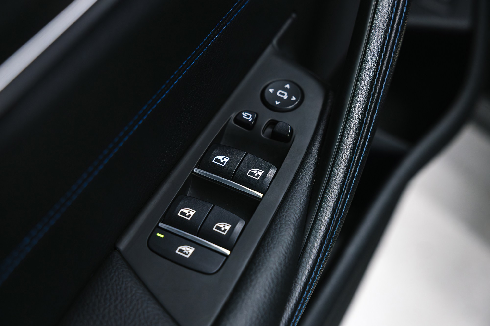 BMW 5 серия 2.0 AT, 2021, 136 265 км BMW 5 серия 2.0 AT, 2021, 136 265 км 3 800 000 ₽ X-TRADE. Автосалон «Х-Авто»