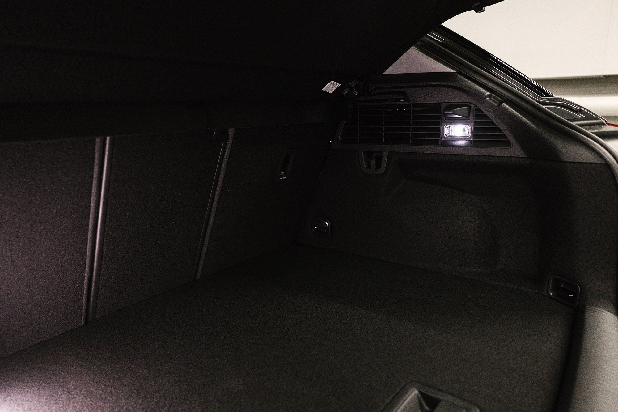 AUDI Q2  35 TFSI 1.5 S tronic (160 л. с.). Автосалон «Х-Авто»