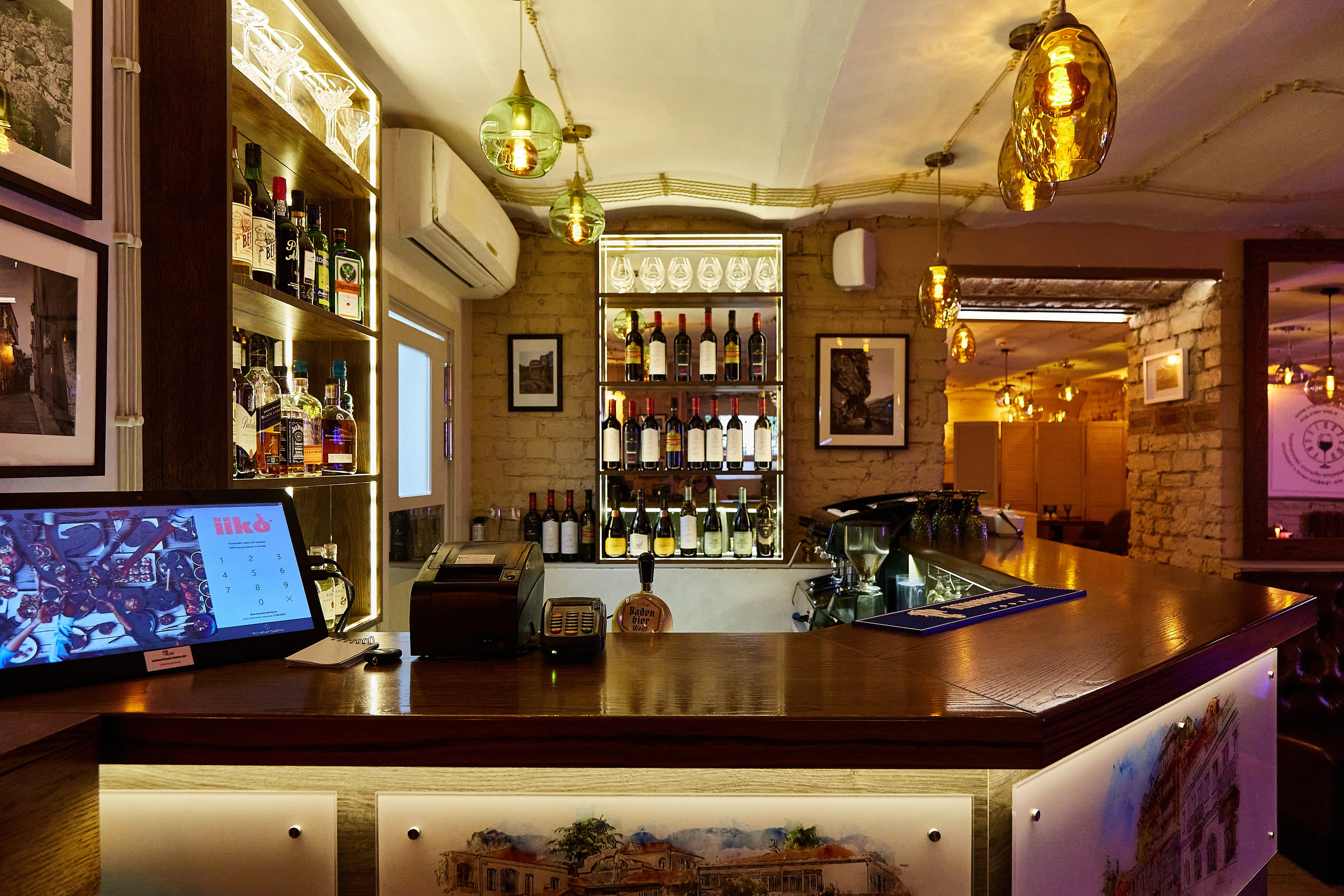 Ресторан ПерезаГрузия на улице Маяковского. Фотограф Анастасия Леонтьева Санкт-Петербург