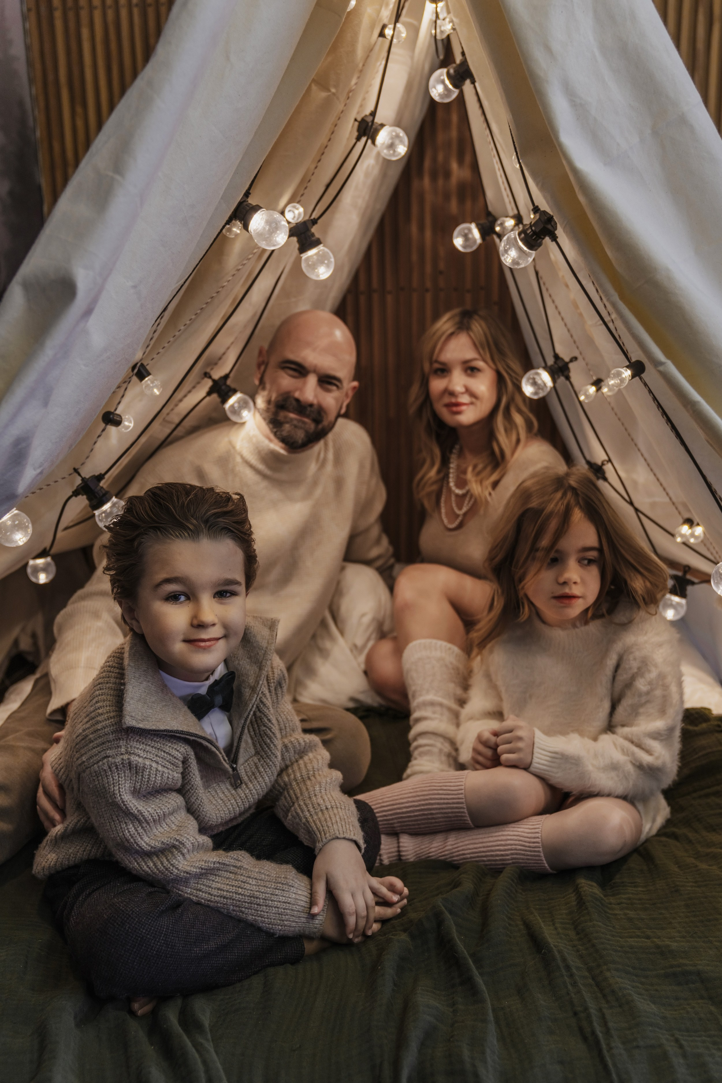 Лиза, Скарлетт, Винсент и Деннис. Минск, Рождество. Olga Modjaro