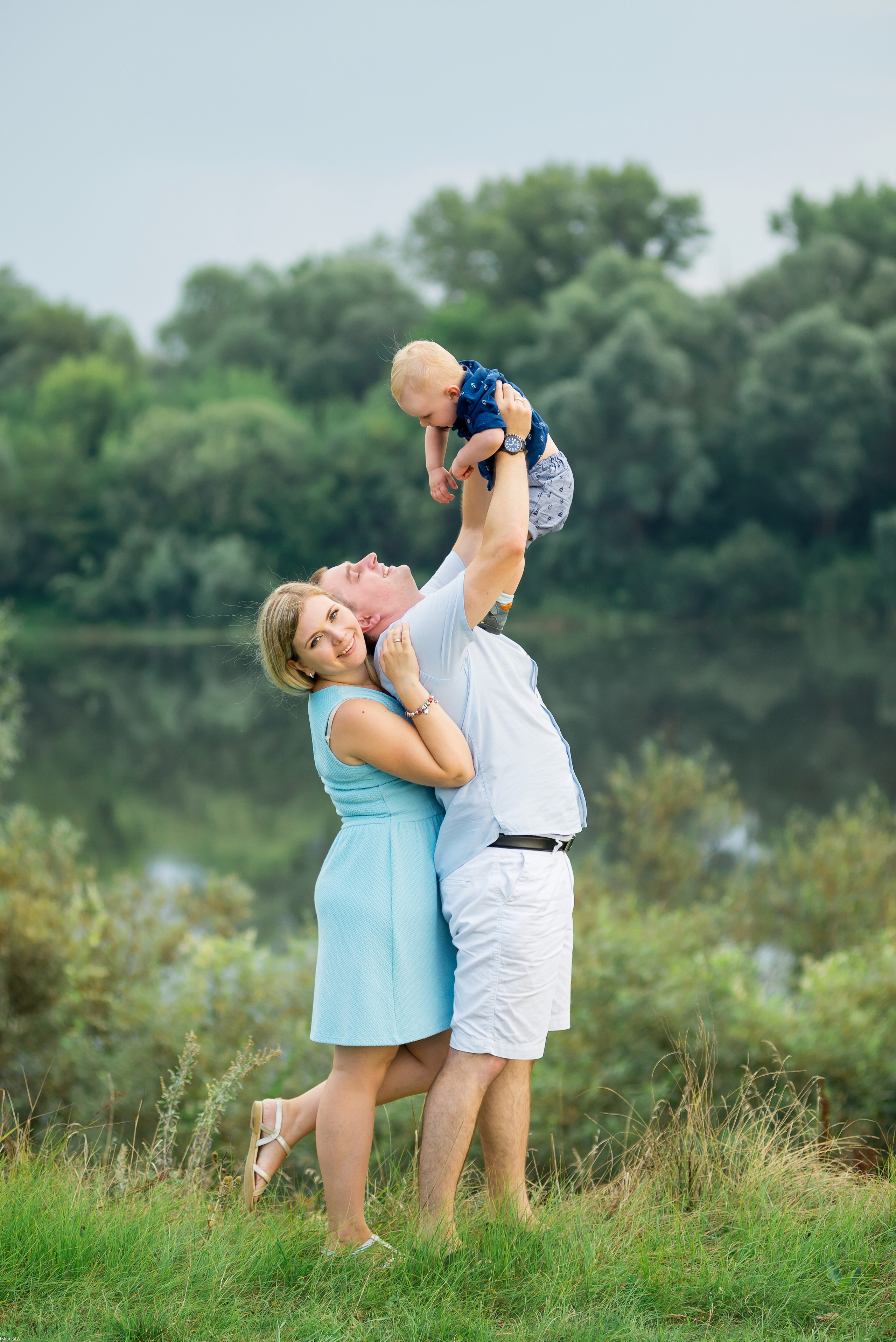Вова, Маша и маленький Серёжа. Свадебный фотограф в Рязани Вагнер Владимир