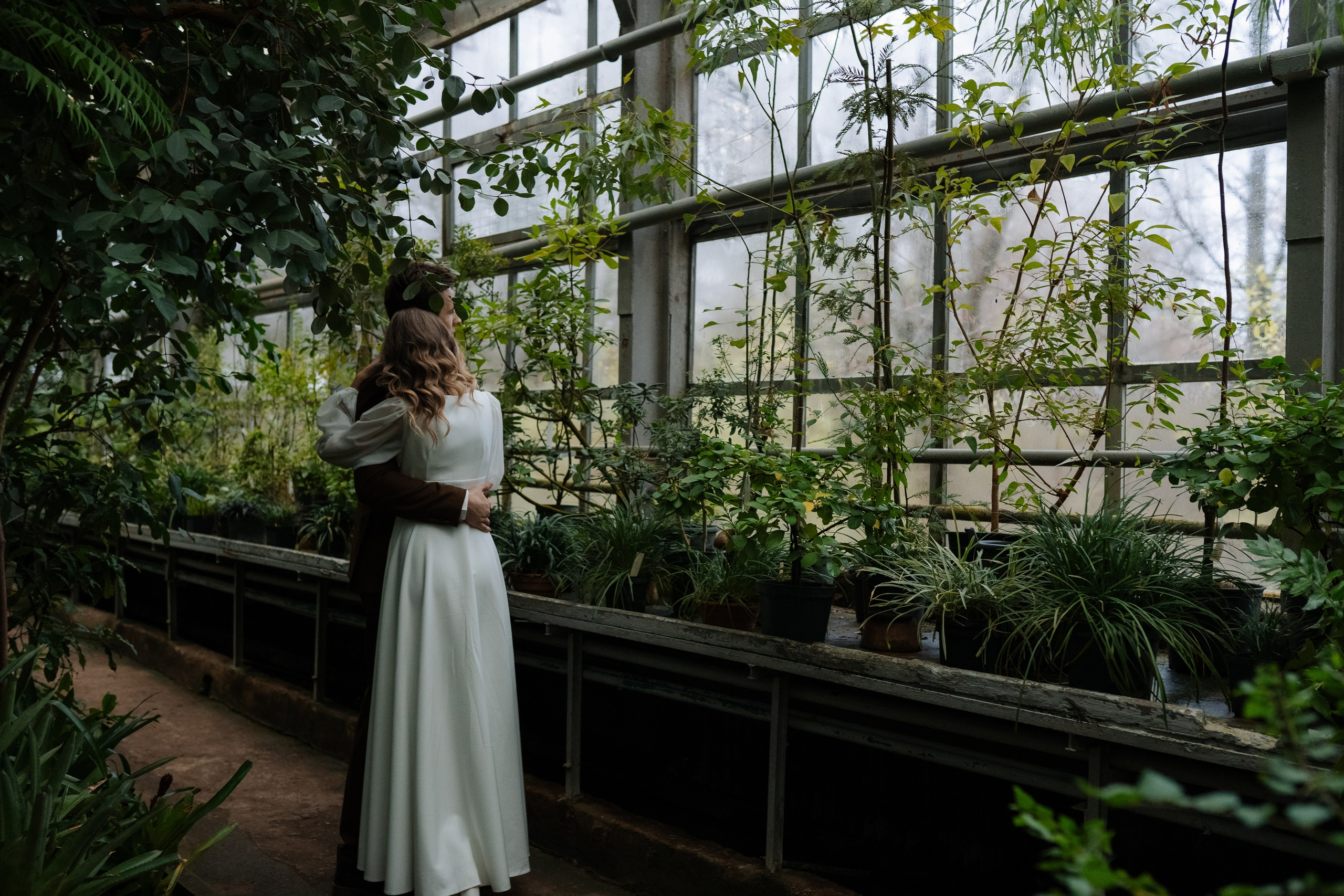 Свадебная фотосессия в оранжерее, Москва. Свадебный фотограф в Москве Анна Полушина