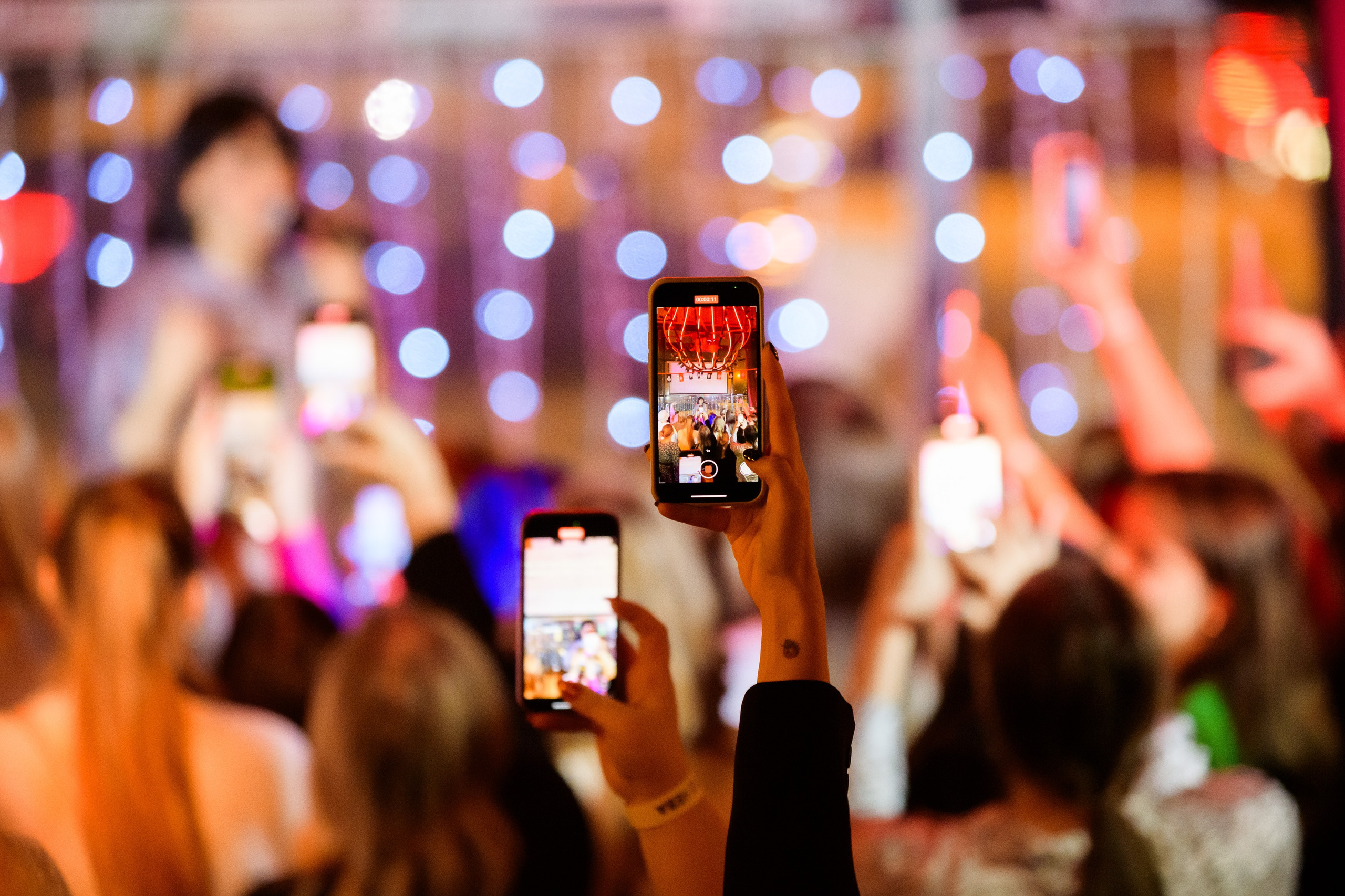 Люстра бар. Репортажный фотограф Сергей Дроздов