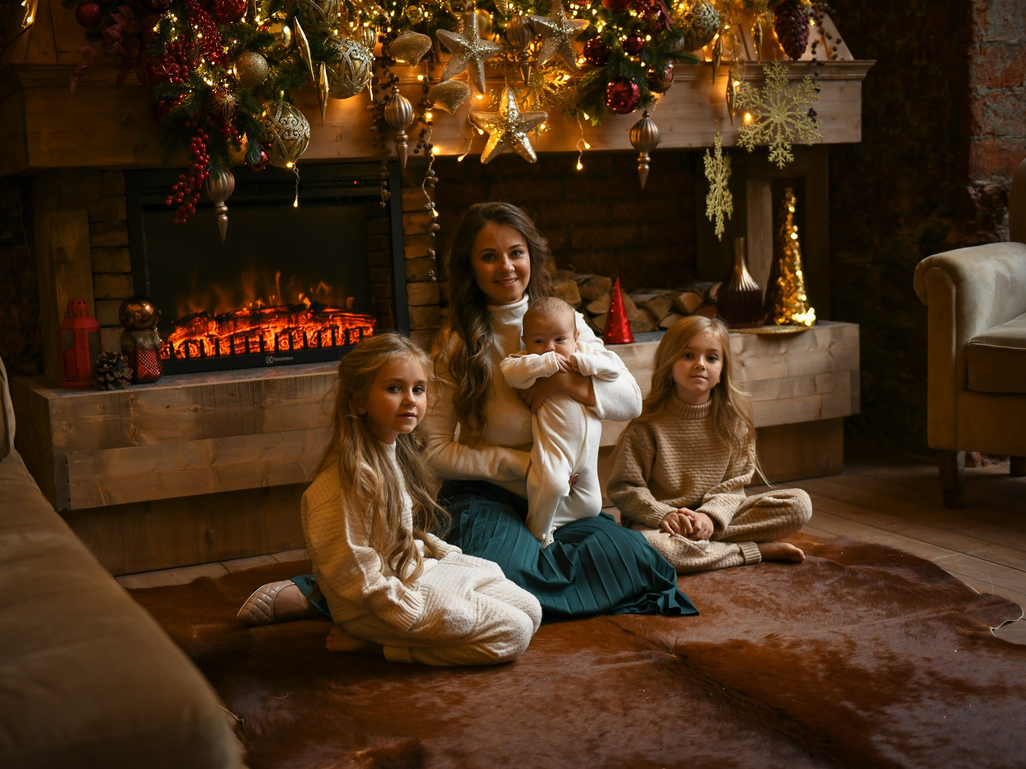 В ожидании Нового года. Студия Famous. Портретный и контент фотограф в Воронеже Елена Николайчик