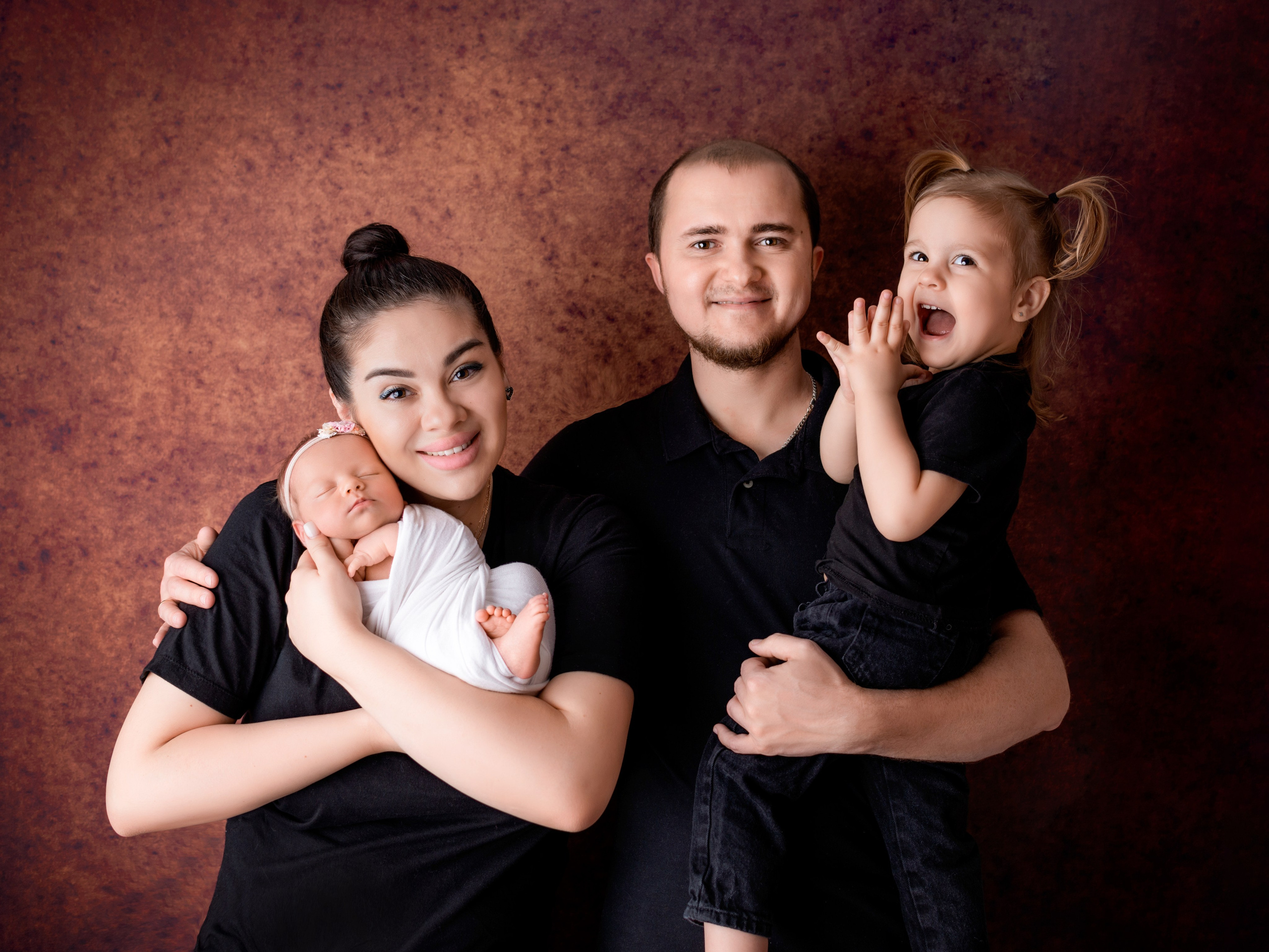 Съёмка новорожденного дома в Краснодаре Пашковка. Фотограф новорожденных Краснодар Малышенко Надежда