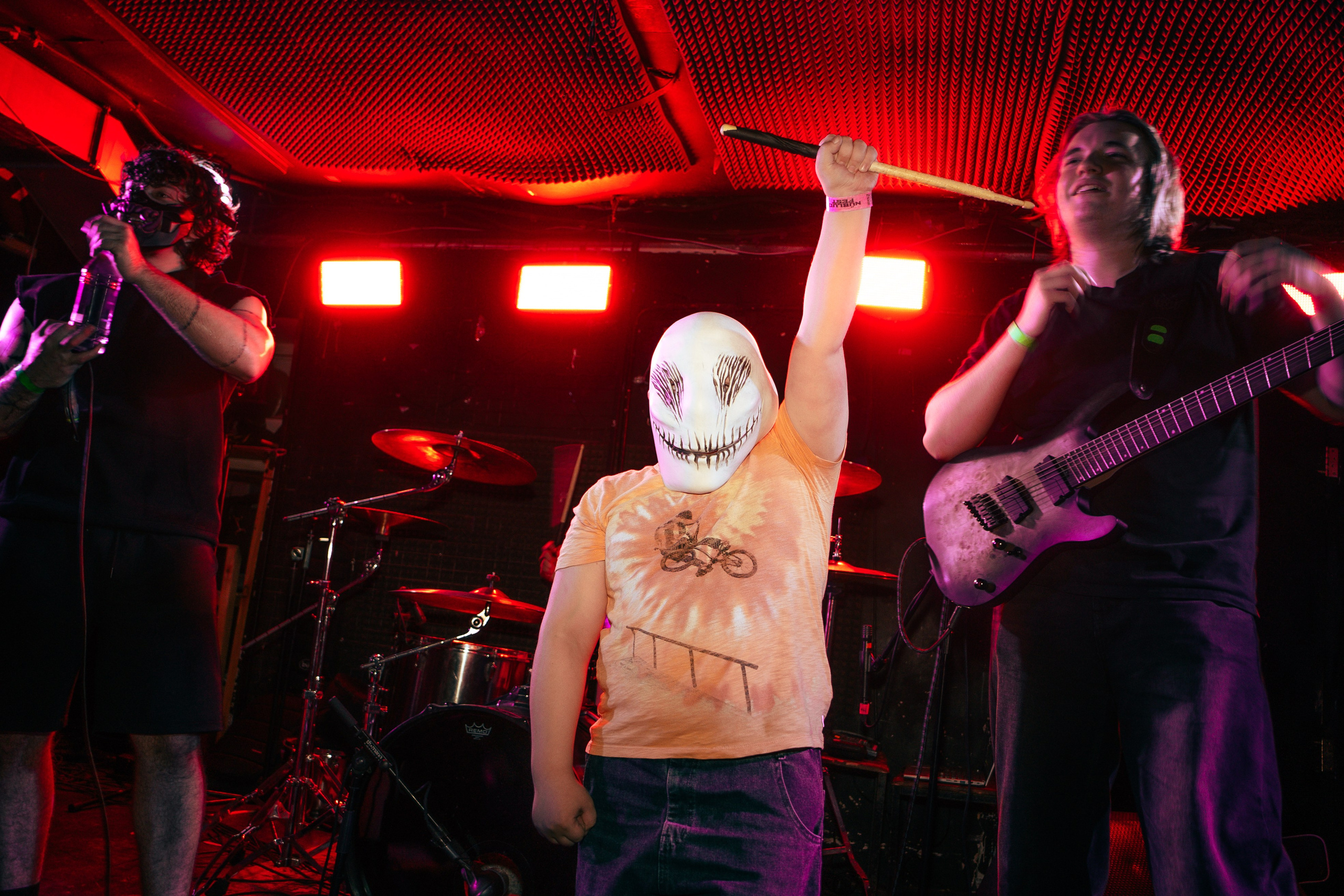 Impure & Edvard Elsky & NuBlud 18.04.2026. Репортажный фотограф в Москве Legiodot