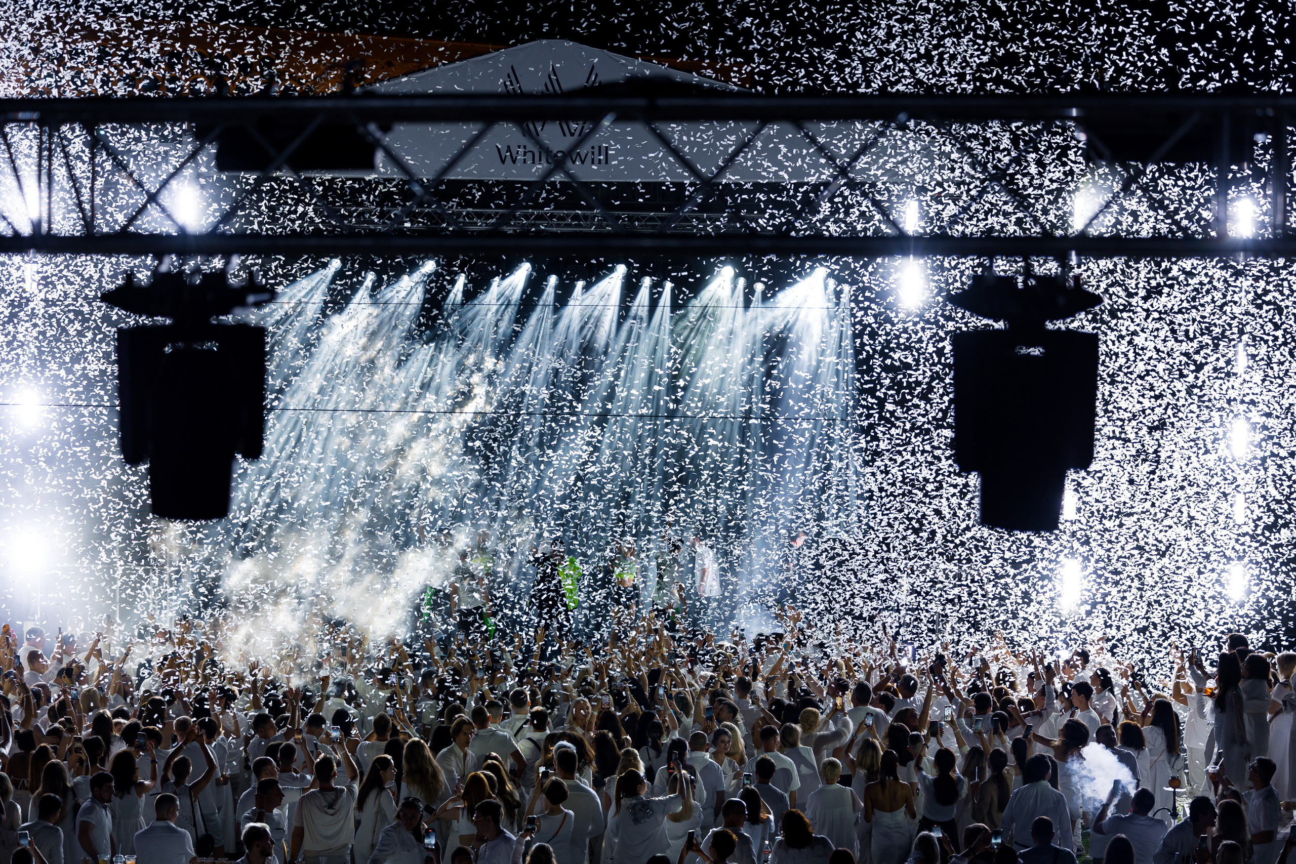 Whitewill Sensation. Фотограф Юлия Назарова