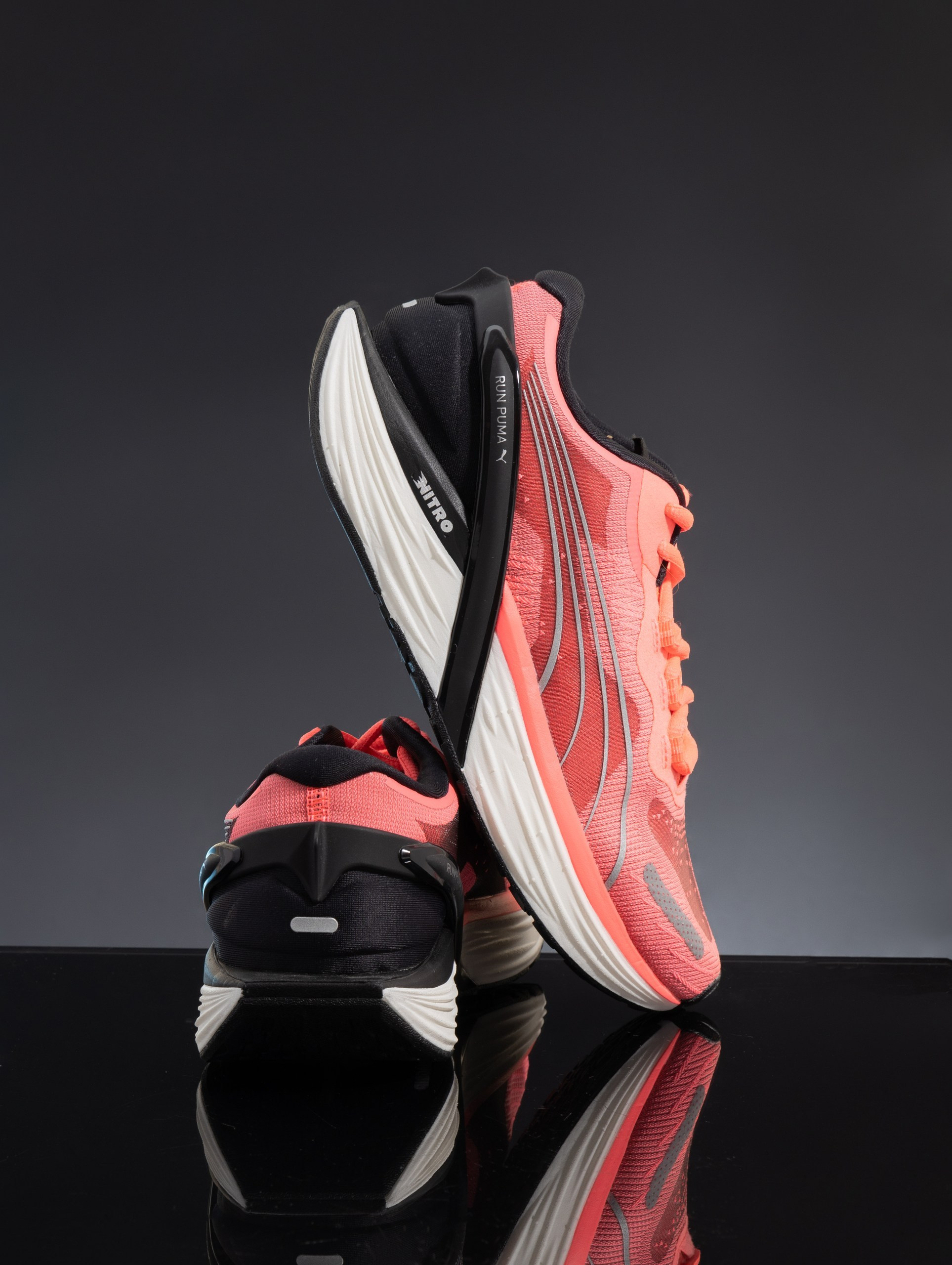 Предметная съемка и продакшн видео обуви для каталога, сайта, маркетплейсов. Студия коммерческой съемки ХВОЯ