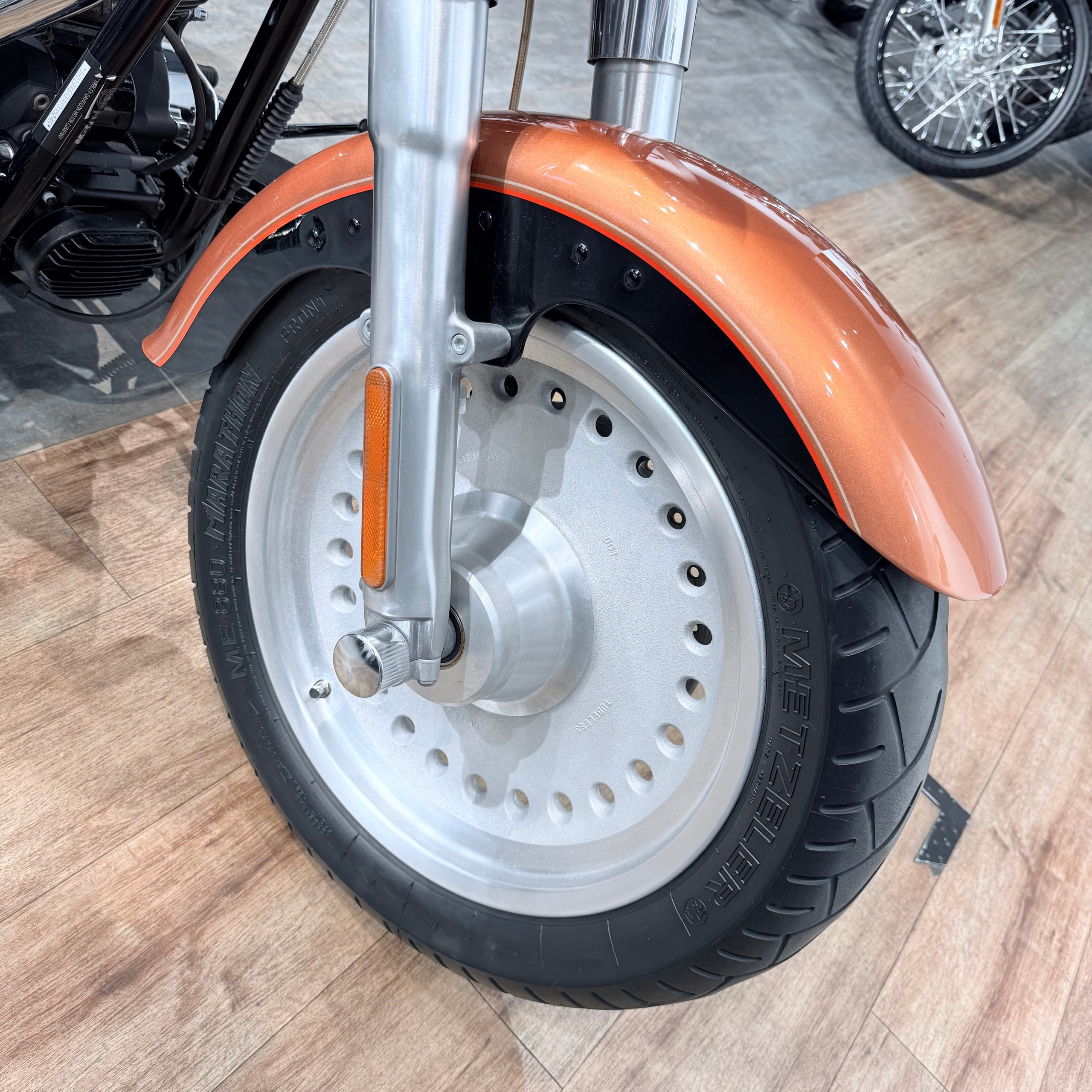 Купить Harley-Davidson 2008 Fat Boy 105 Yеаrs Аnnivеrsary (Softail/Dyna) — подробнее на сайте. Hello Davidson, Москва. Только хорошие мотоц