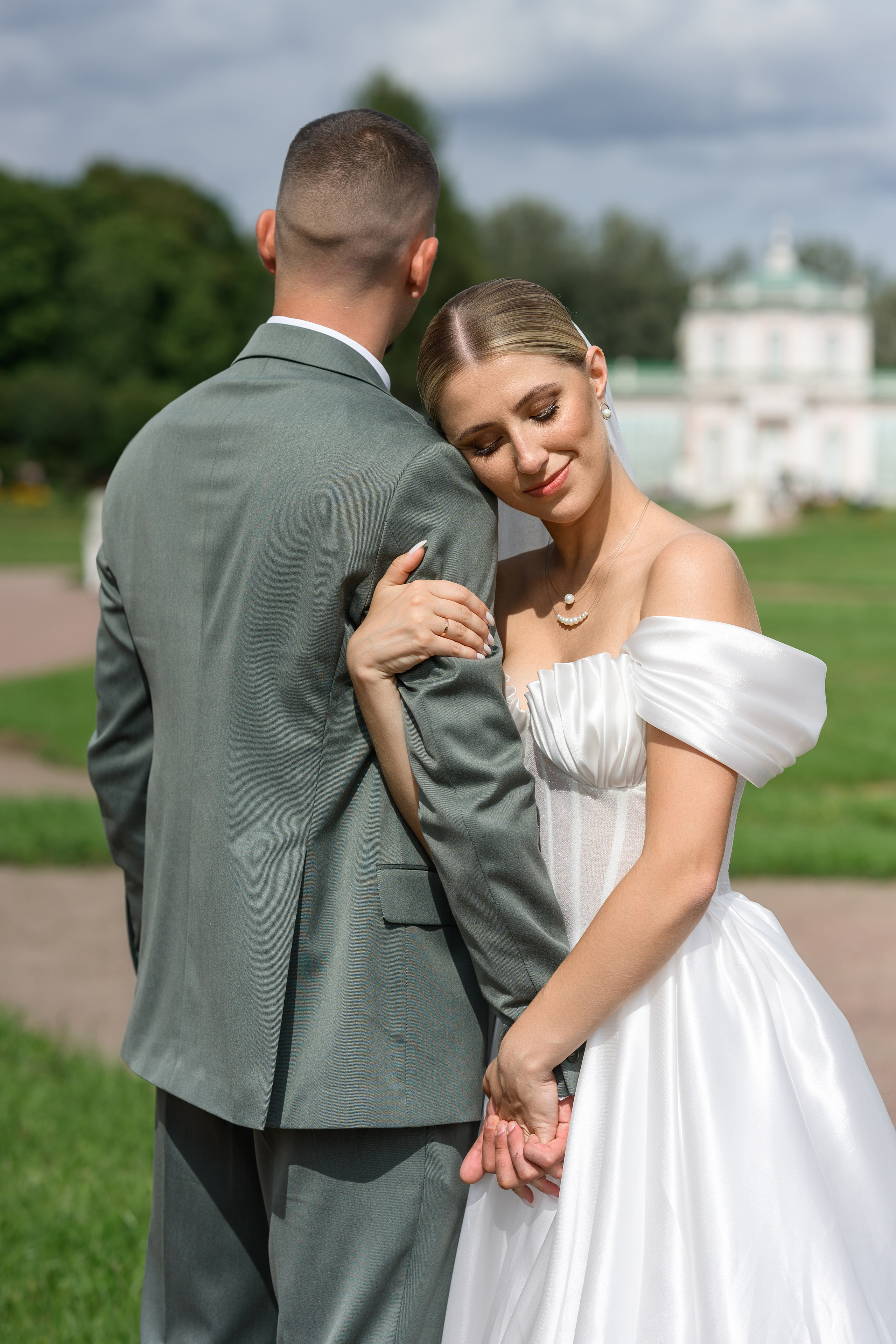 Свадебная фотосессия в отеле «Милан». Свадебный фотограф Москва Юрий Кульман