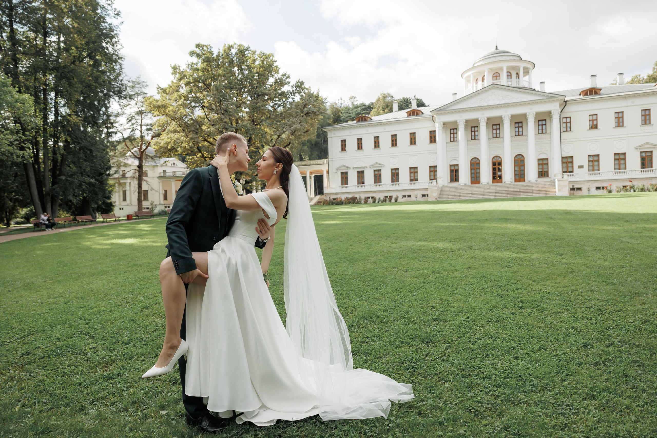 Регистрация в отеле Fish Point, ЗАГС Бутово, прогулка в Остафьево. Свадебный и репортажный фотограф (Москва, Королев и другие)