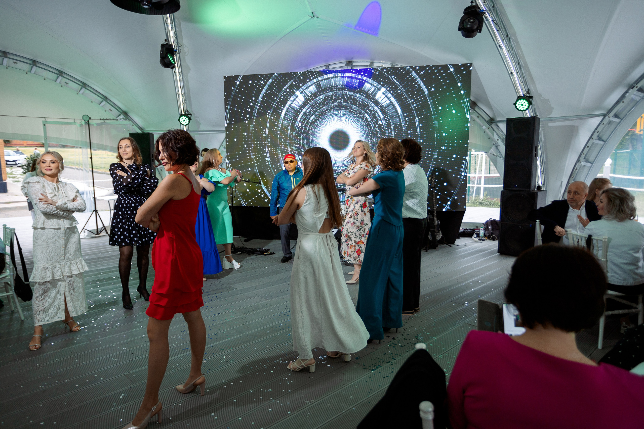 ВЫПУСКНОЙ: Волки-Липки. Все фото. Профессиональный фотограф в Ижевске Леша Петров