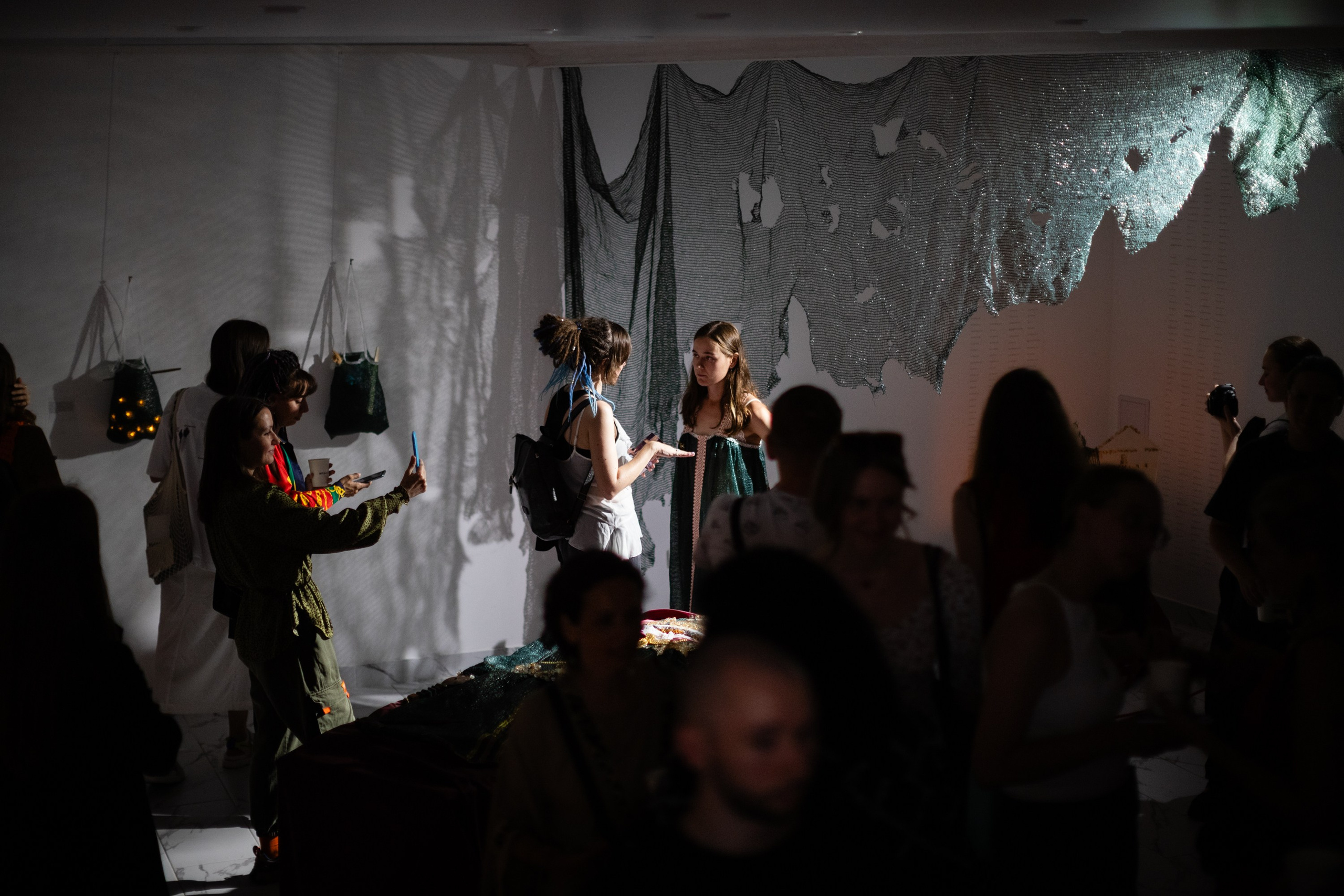 Выставка Ирины Иониной 2024. Фотограф Мария Немм