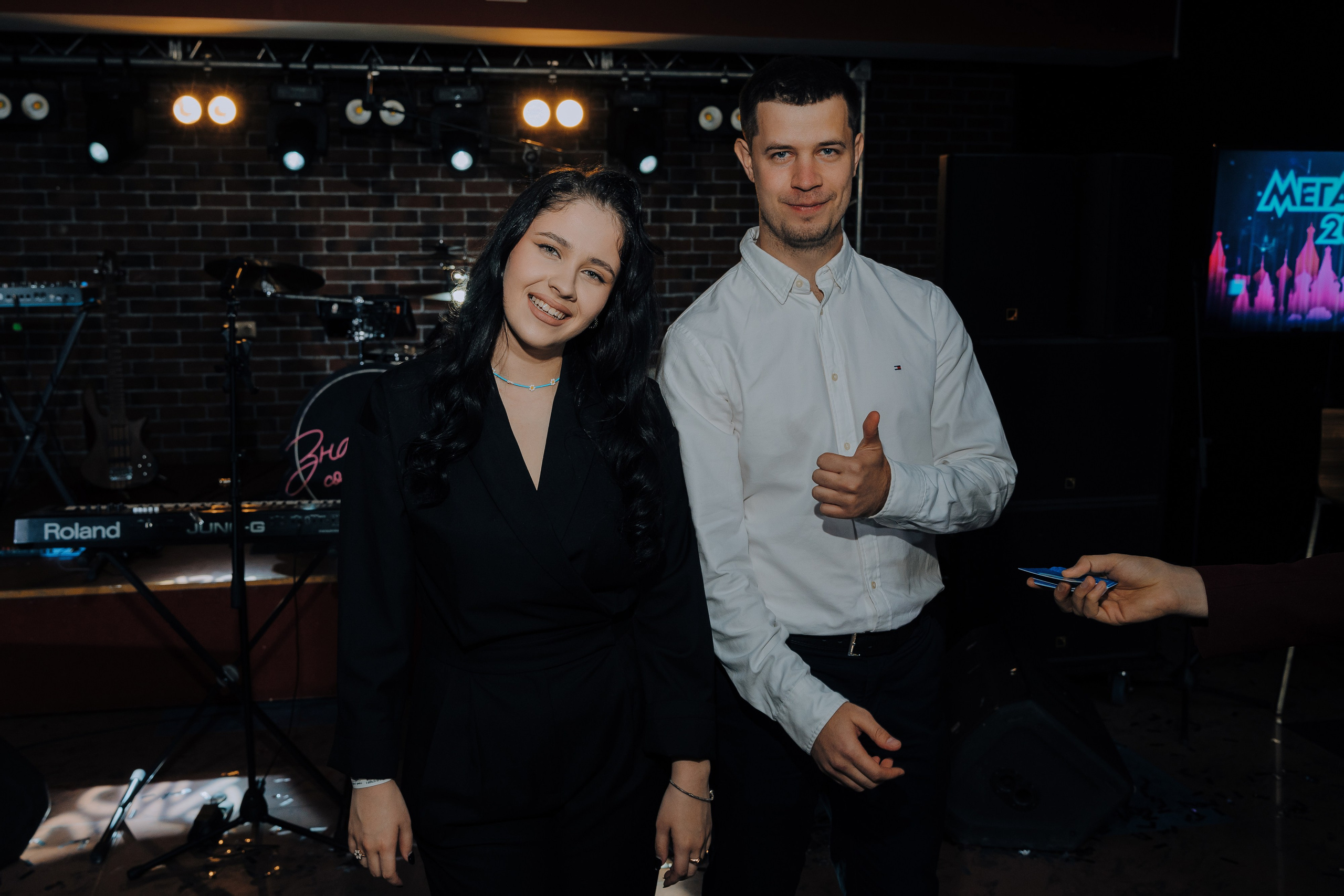 20 ЛЕТ МЕГАПОЛИС ЧЕЛЯБИНСК ХЕДЛАЙНЕР ЕЛКА. Репортажный фотограф Зуев Роман г. Челябинск