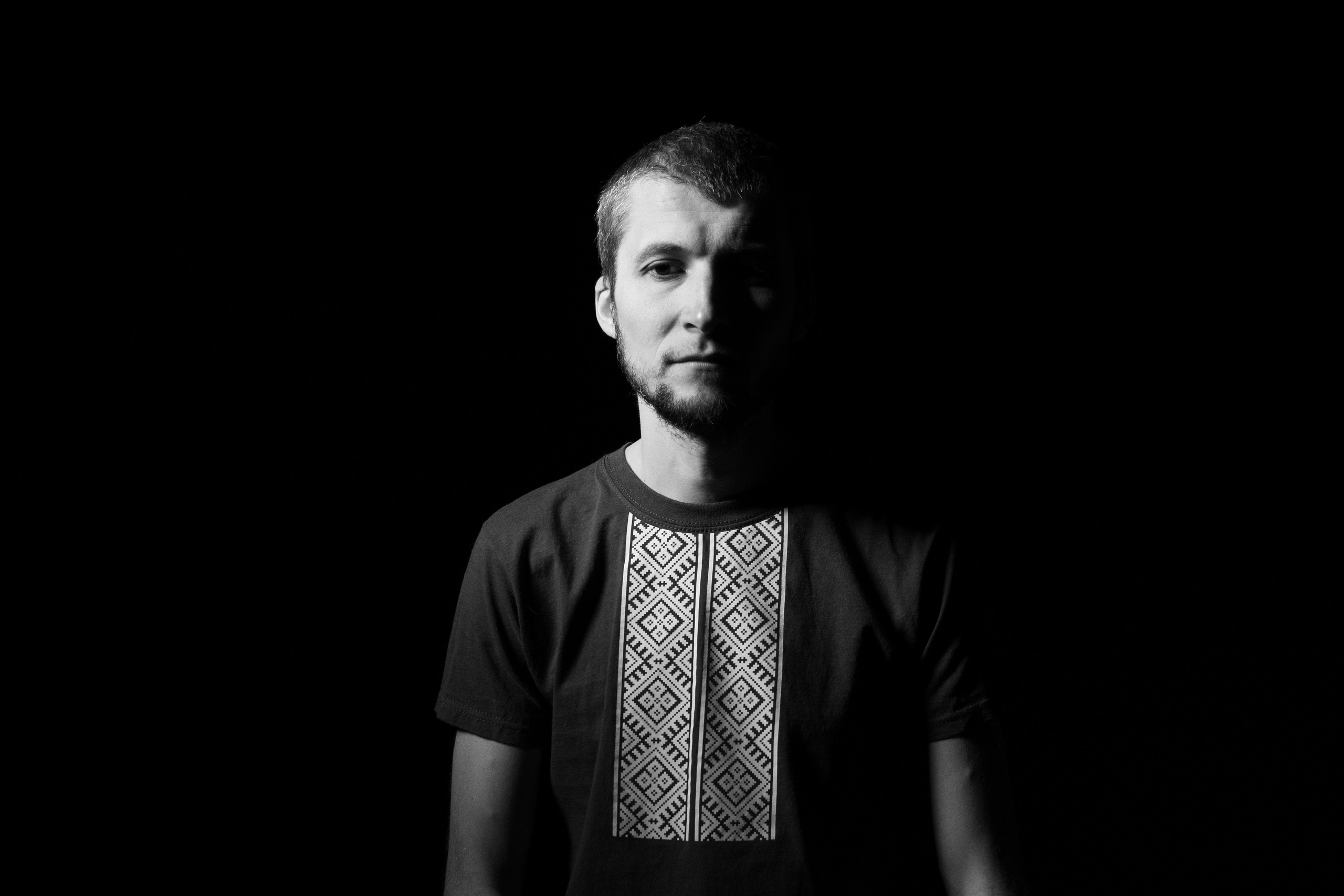 Анатоль. Мужской портрет, женский портрет, смелые образы (Минск, Беларусь)