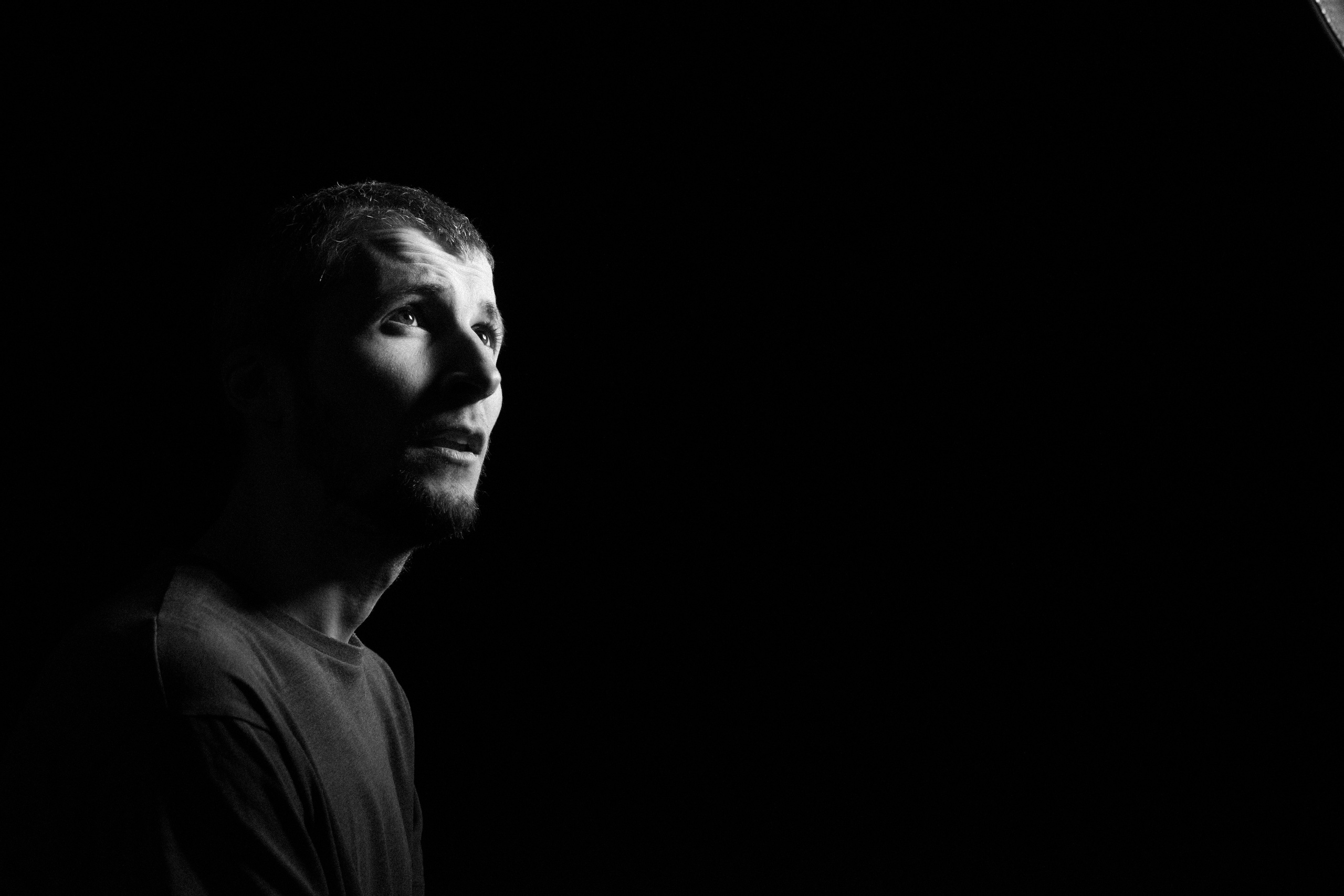 Анатоль. Мужской портрет, женский портрет, смелые образы (Минск, Беларусь)