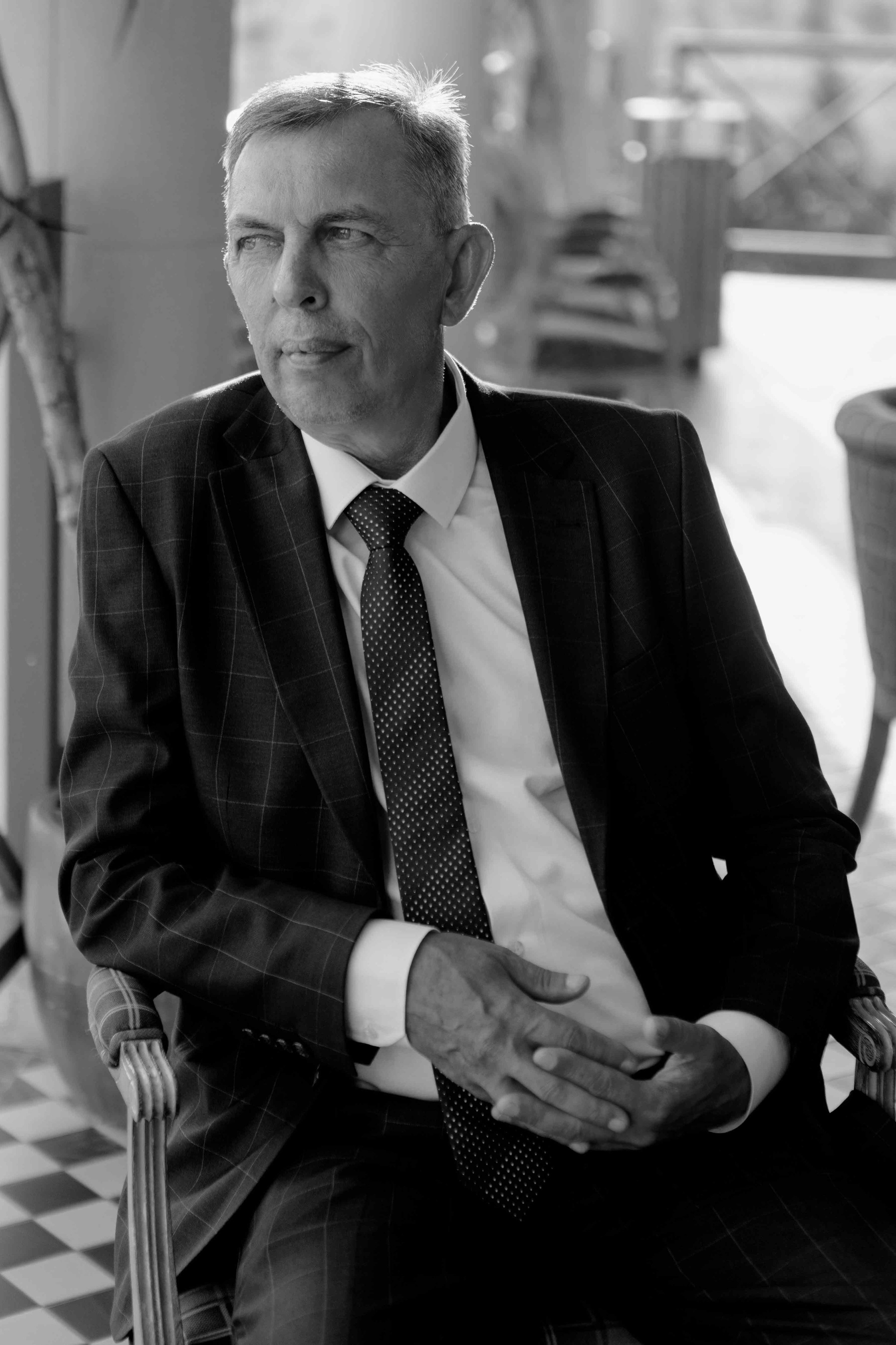 Никита и Анастасия (В данной серии сокращенный, полый день). Фотограф в Саратове Сабина Иманова