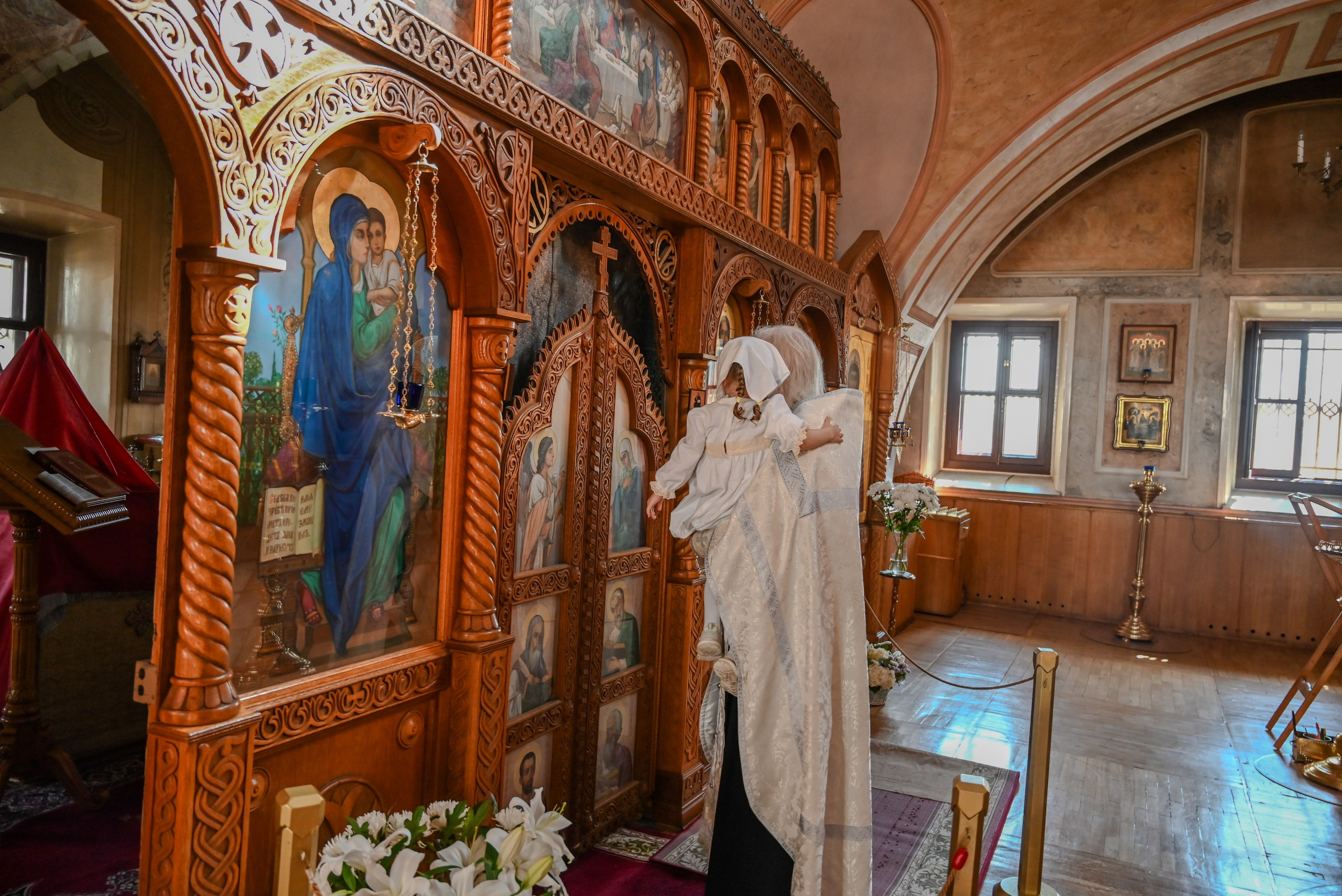 Крещение мама Анна. Семейный и детский фотограф Москва