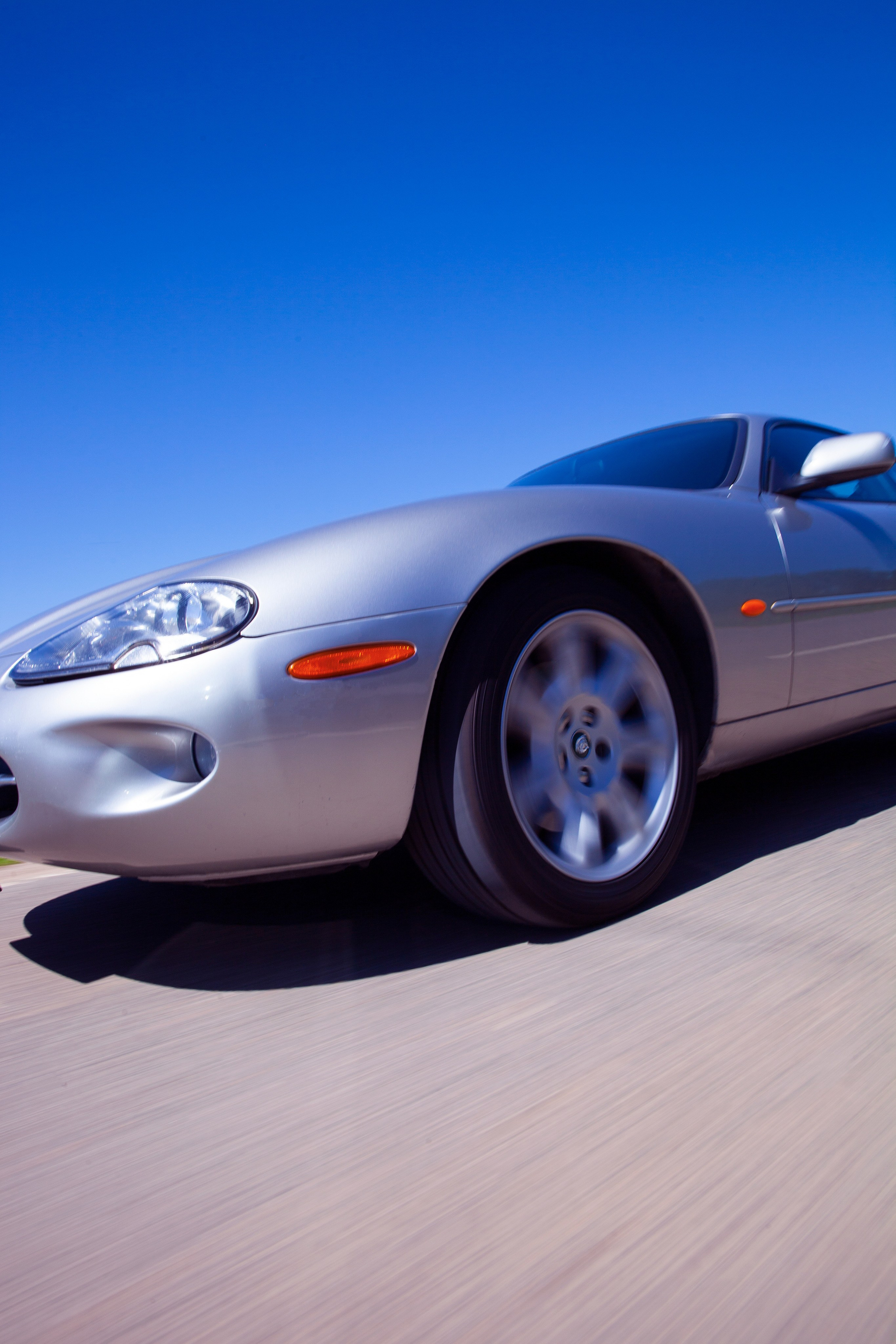 Автомобили и мотоциклы. Фотограф Женя Сальцын