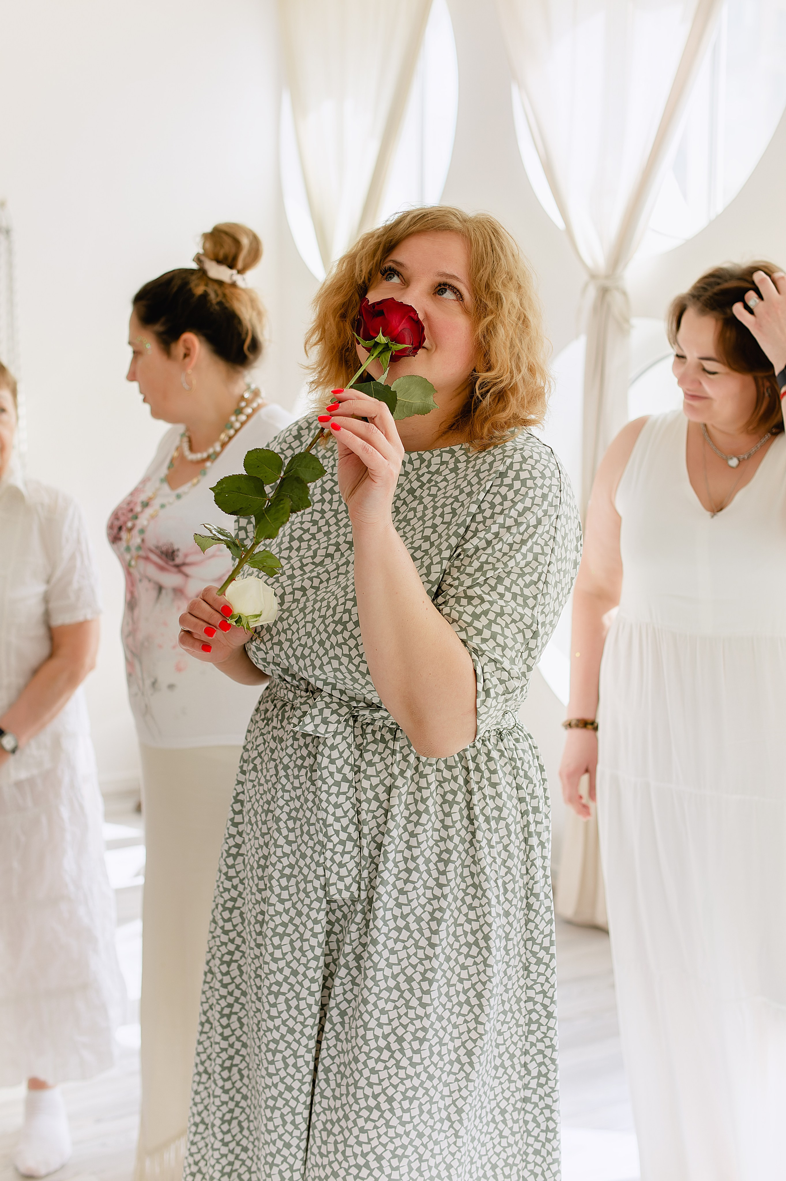 Фотограф женских кругов, ретритов, встреч и практик