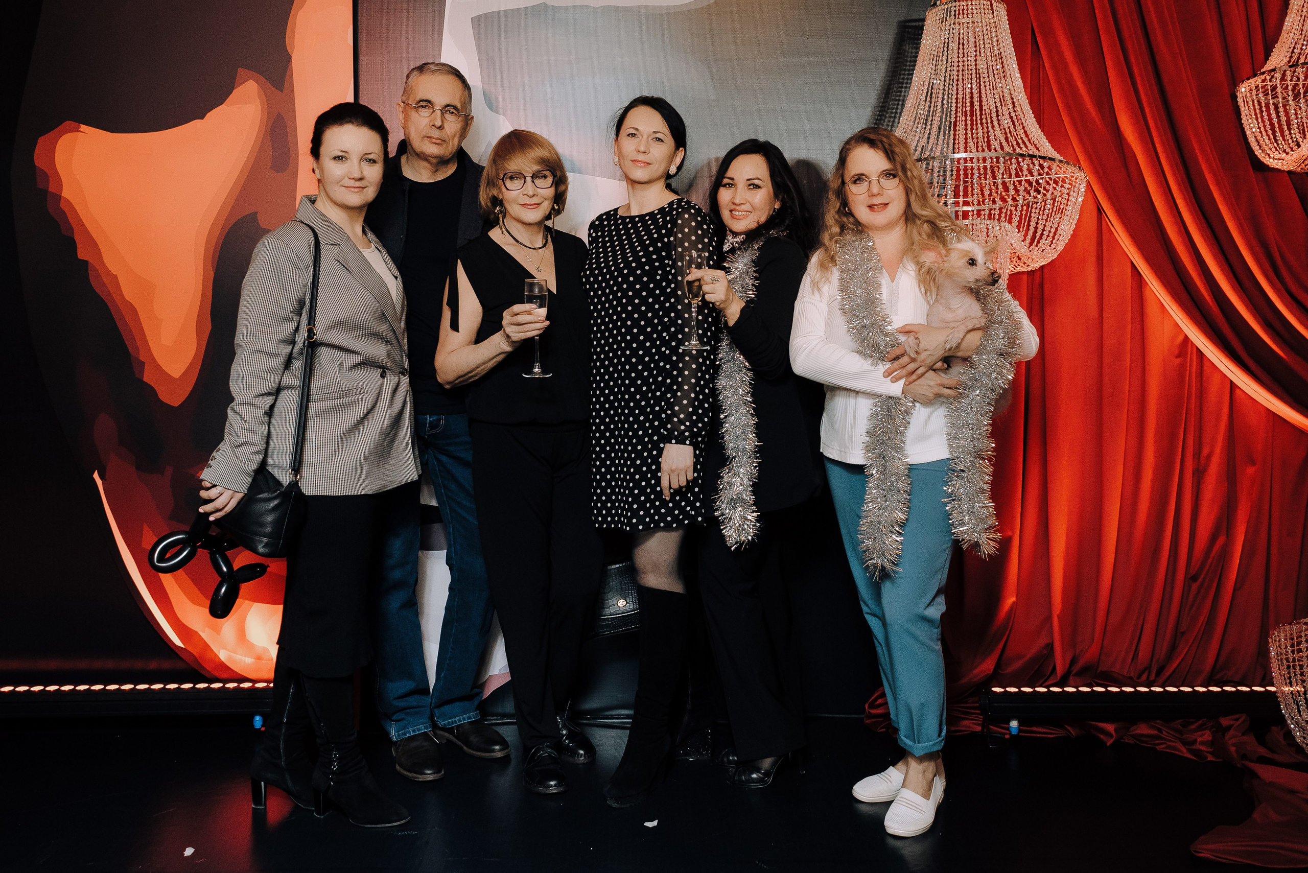 СПЕКТАКЛЬ «ВОЛШЕБНЫЕ ОЧКИ» ОПТИК-ЦЕНТР. Репортажный фотограф Зуев Роман г. Челябинск