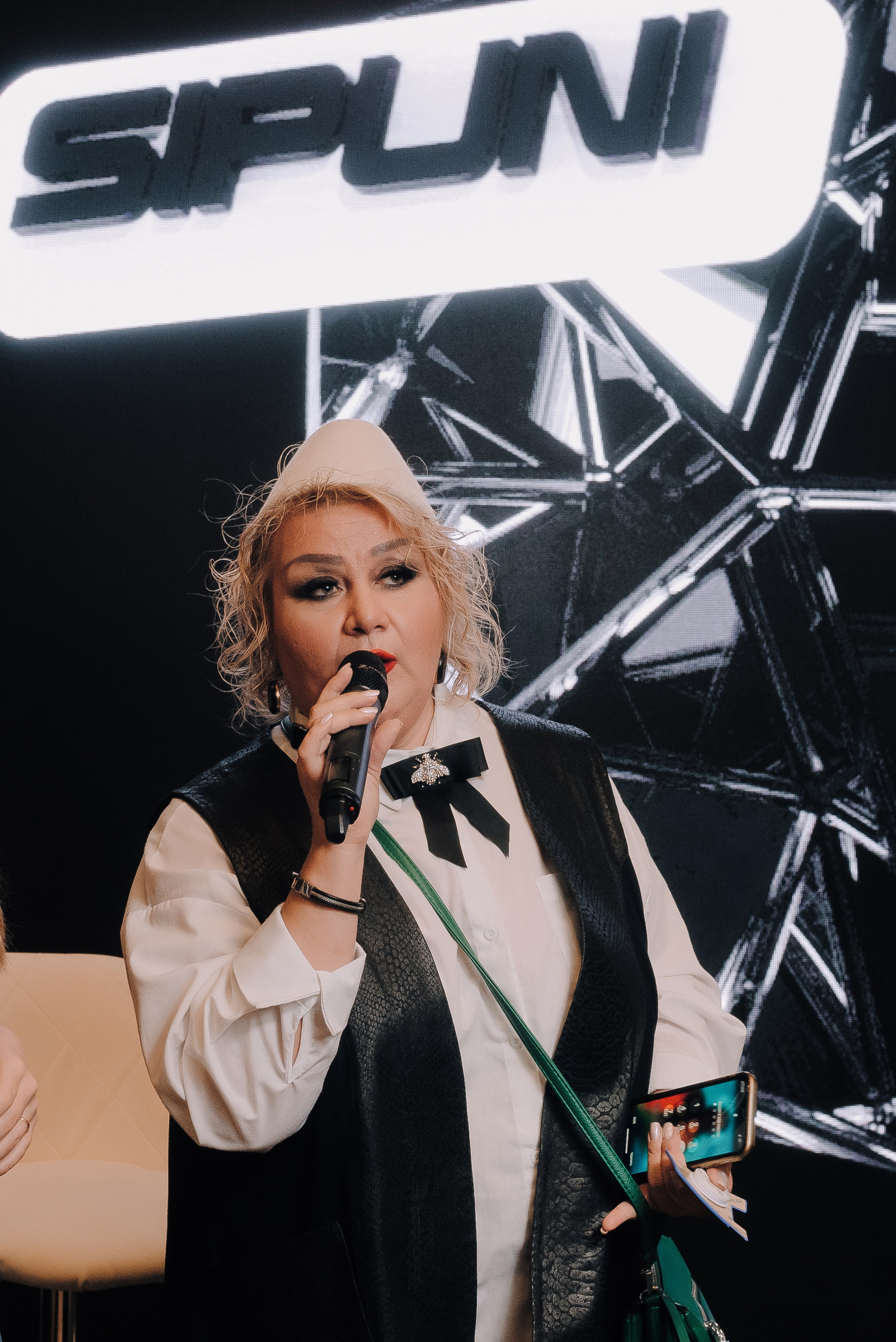 КОНФЕРЕНЦИЯ AMO CRM SIPUNI. Репортажный фотограф Зуев Роман г. Челябинск