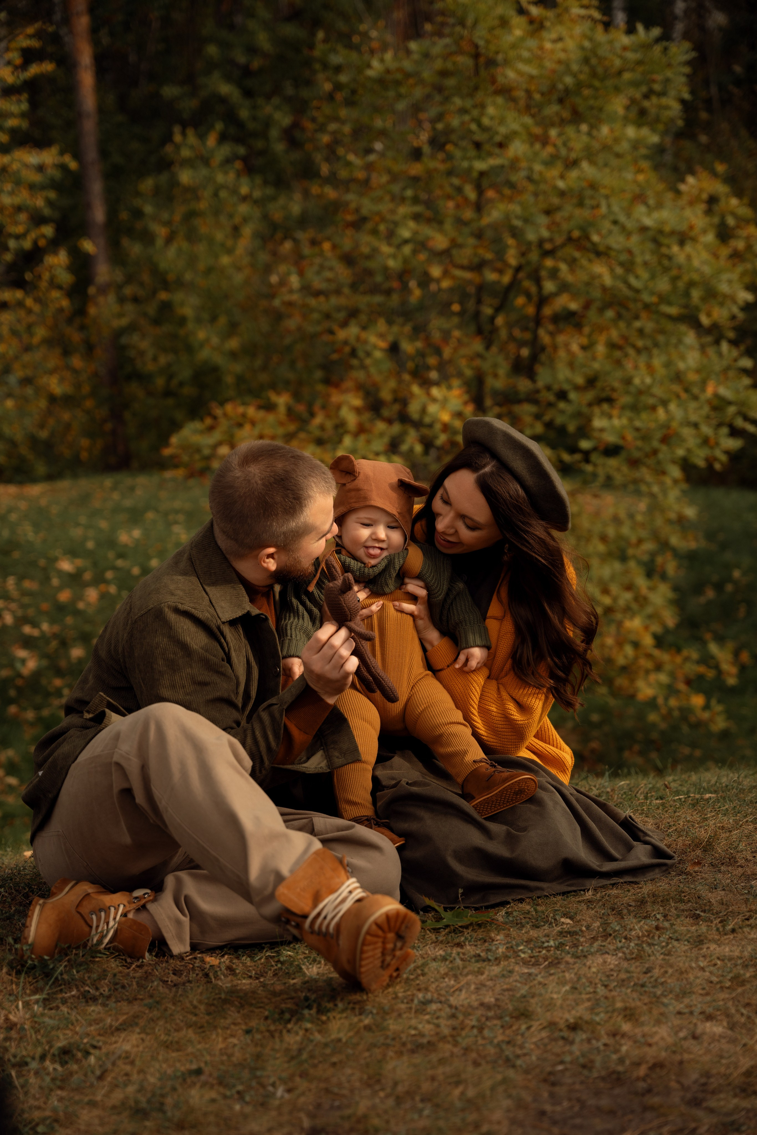 Осень в парке. Семейный фотограф Москва. Фотограф беременности и материнства Москва