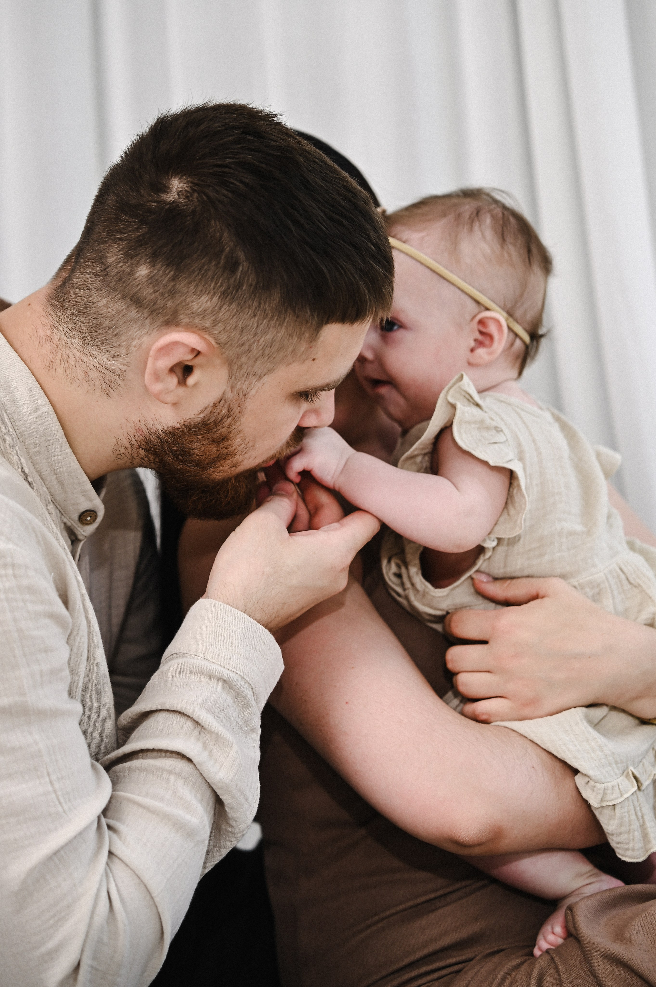 Семейная с маленькой Оливией. Фотограф Ярута Оксана / Ростов-на-Дону