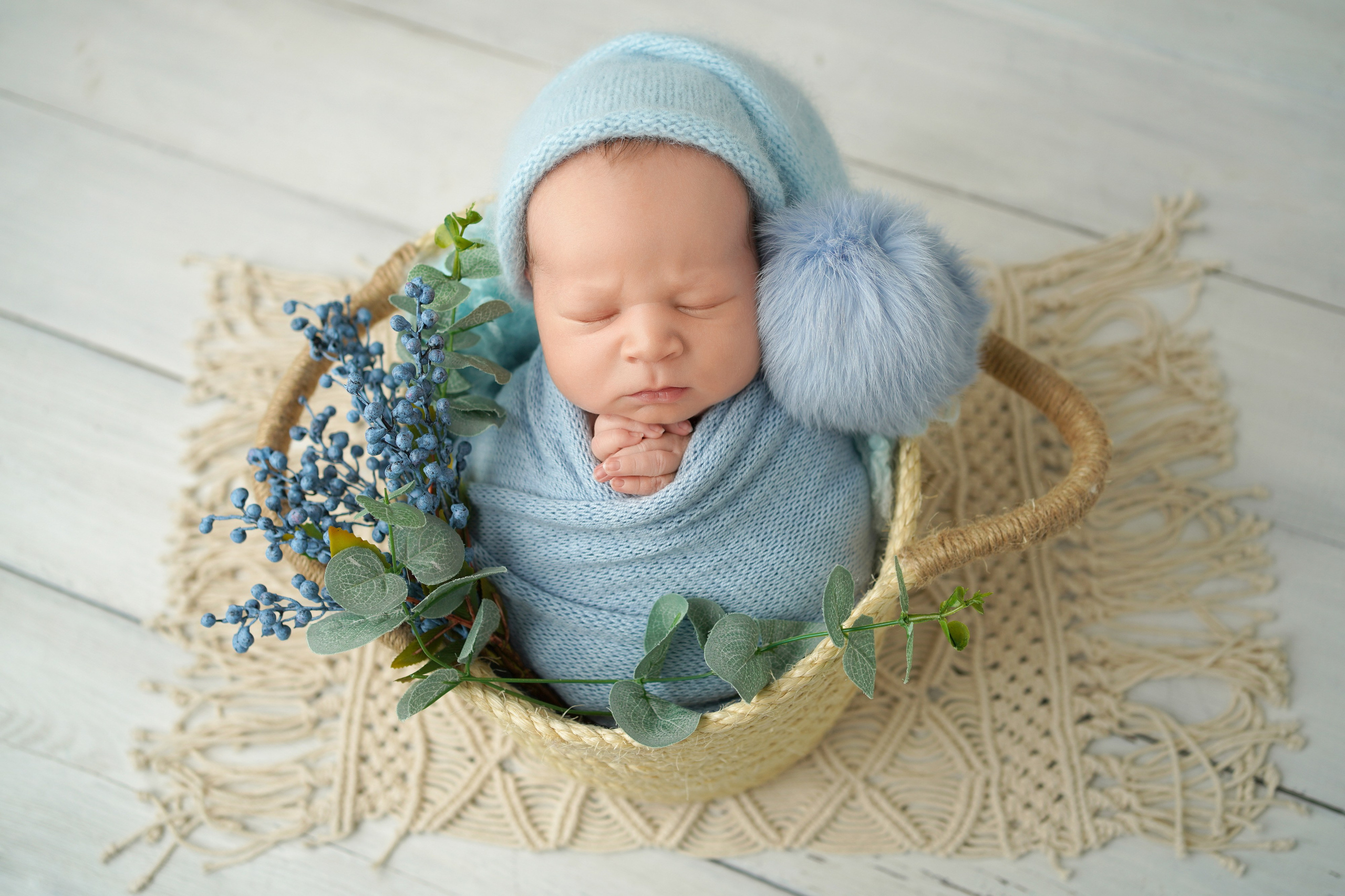Кокон. Детский фотограф и фотограф новорожденных в Калининград Оксана Иваний