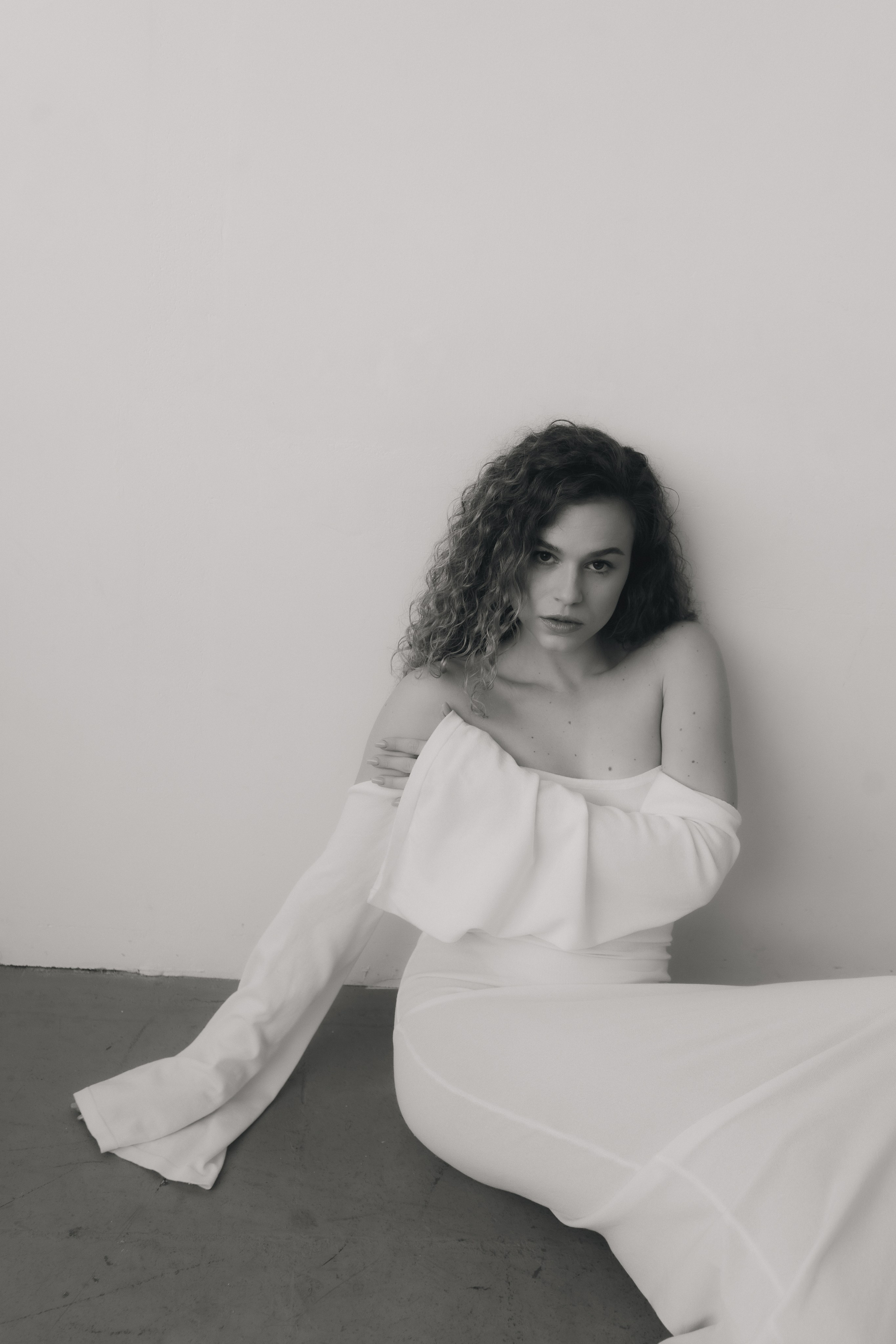 Мария, 44-46 р-р, 170 см. KED Production — продакшн из СПб. Создаём фото, видео и контент, который помогает брендам и селлерам продавать больше