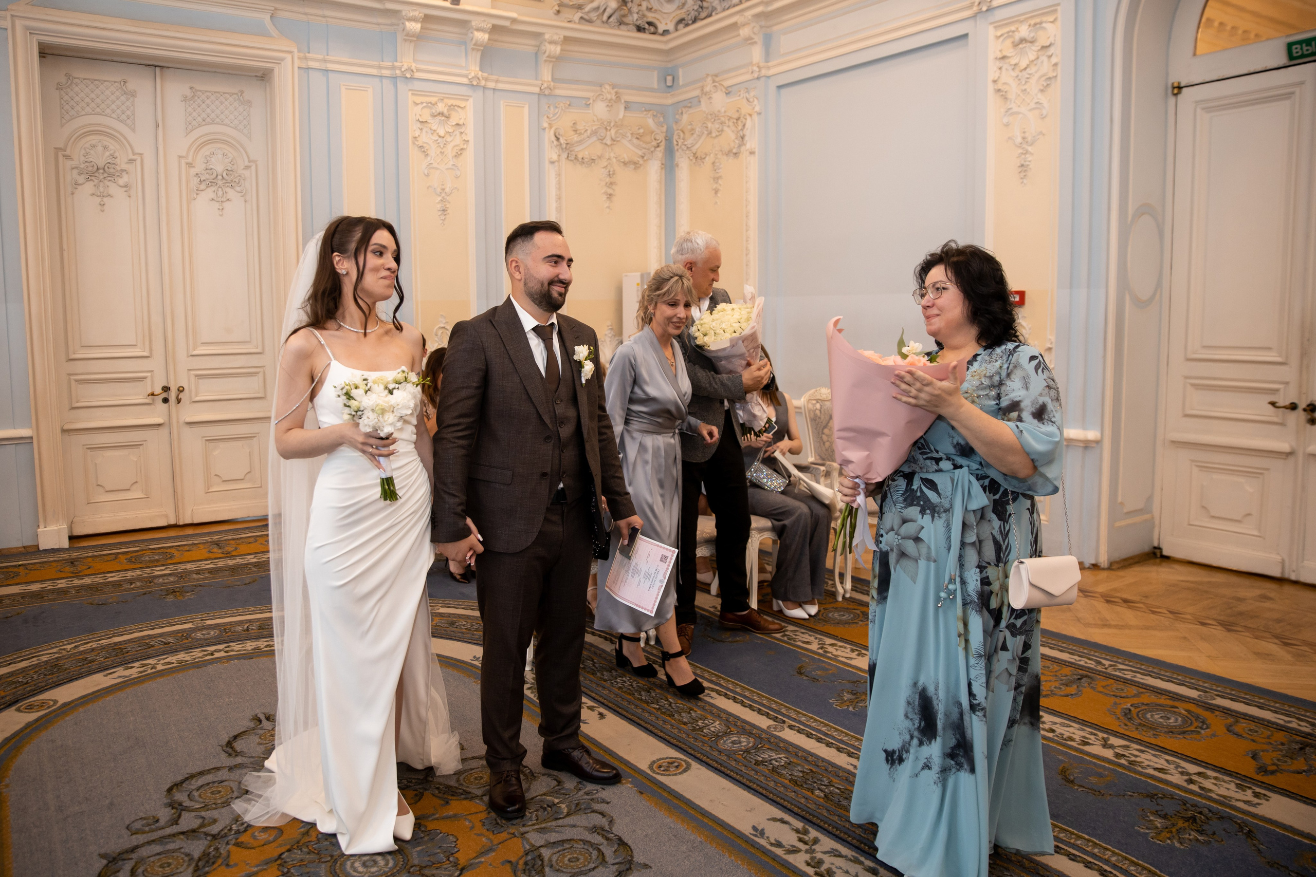 Анна и Александр / Прогулка + ЗАГС. Свадебный и семейный фотограф в Москве Диана Левченко