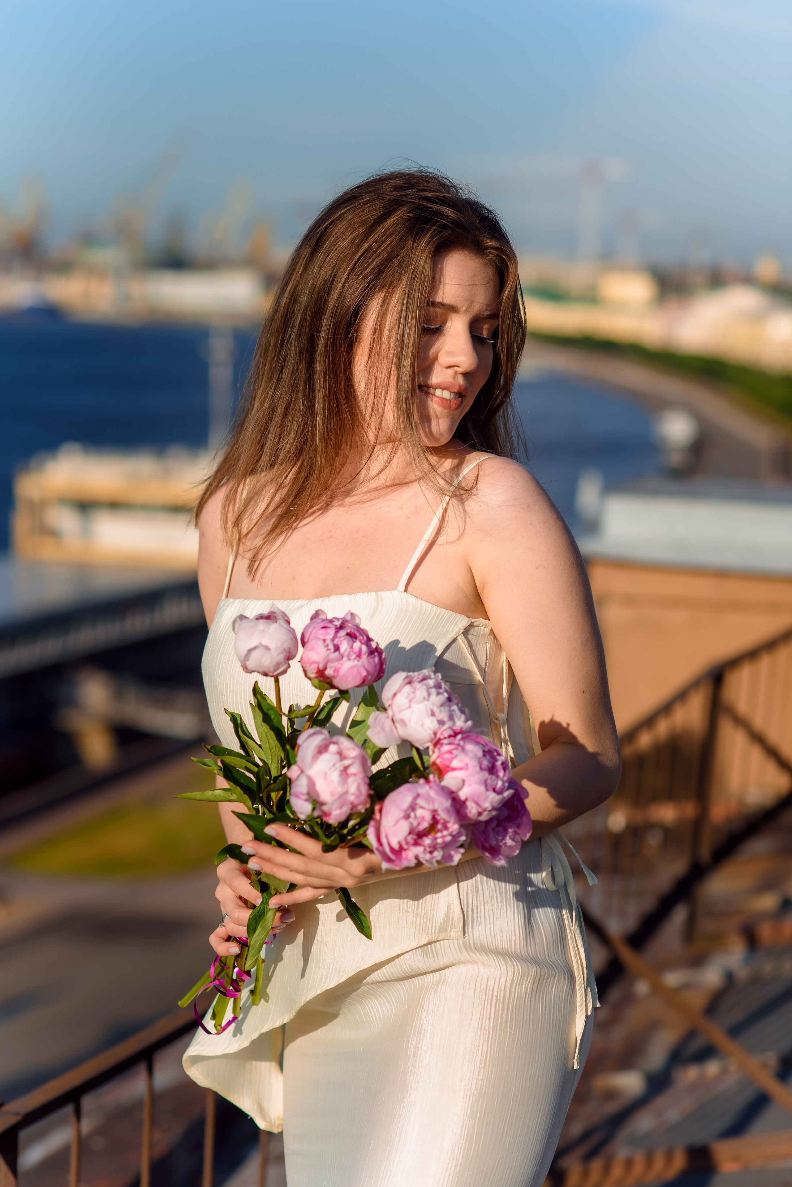 Лавстори. Анастасия Петрович фотограф, фотокорреспондент в Москве и Санкт-Петербурге. Фотосъёмка репортажа, мероприятия, корпоративная съёмка, контент