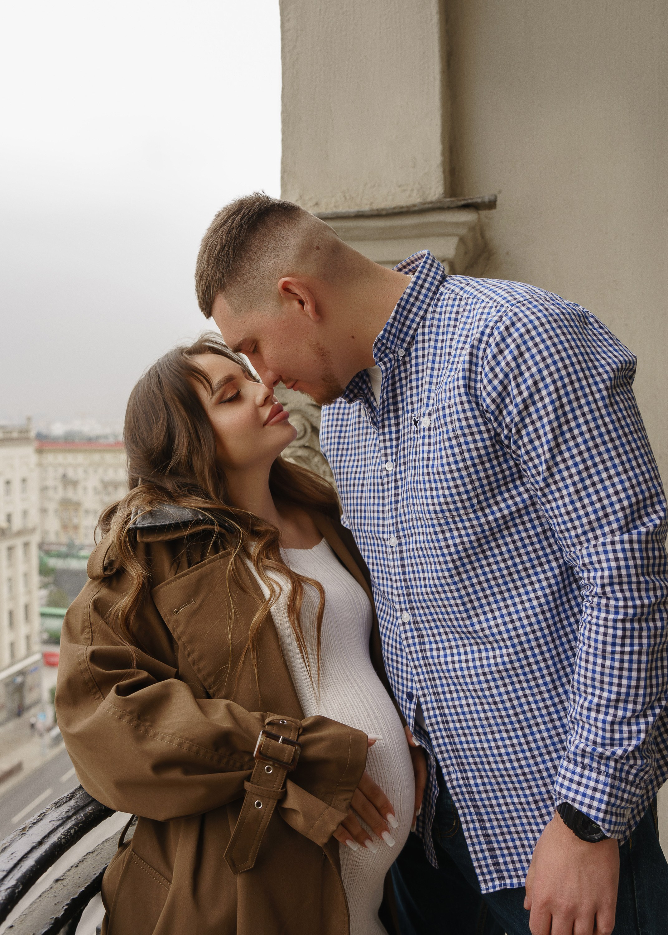 САША И ЛЕША. Женский портрет