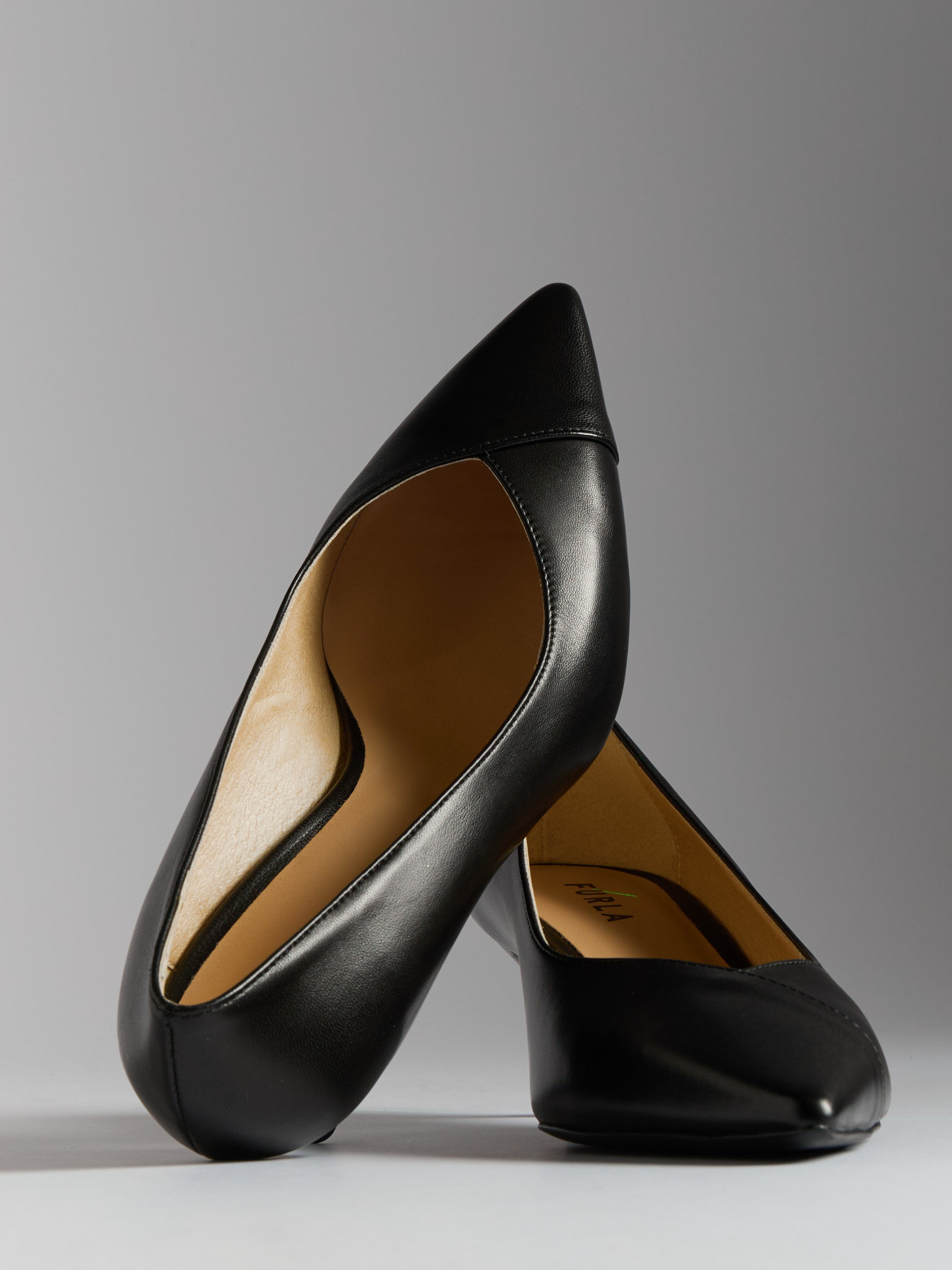 Предметный фотограф в Москве Евгений Шубин