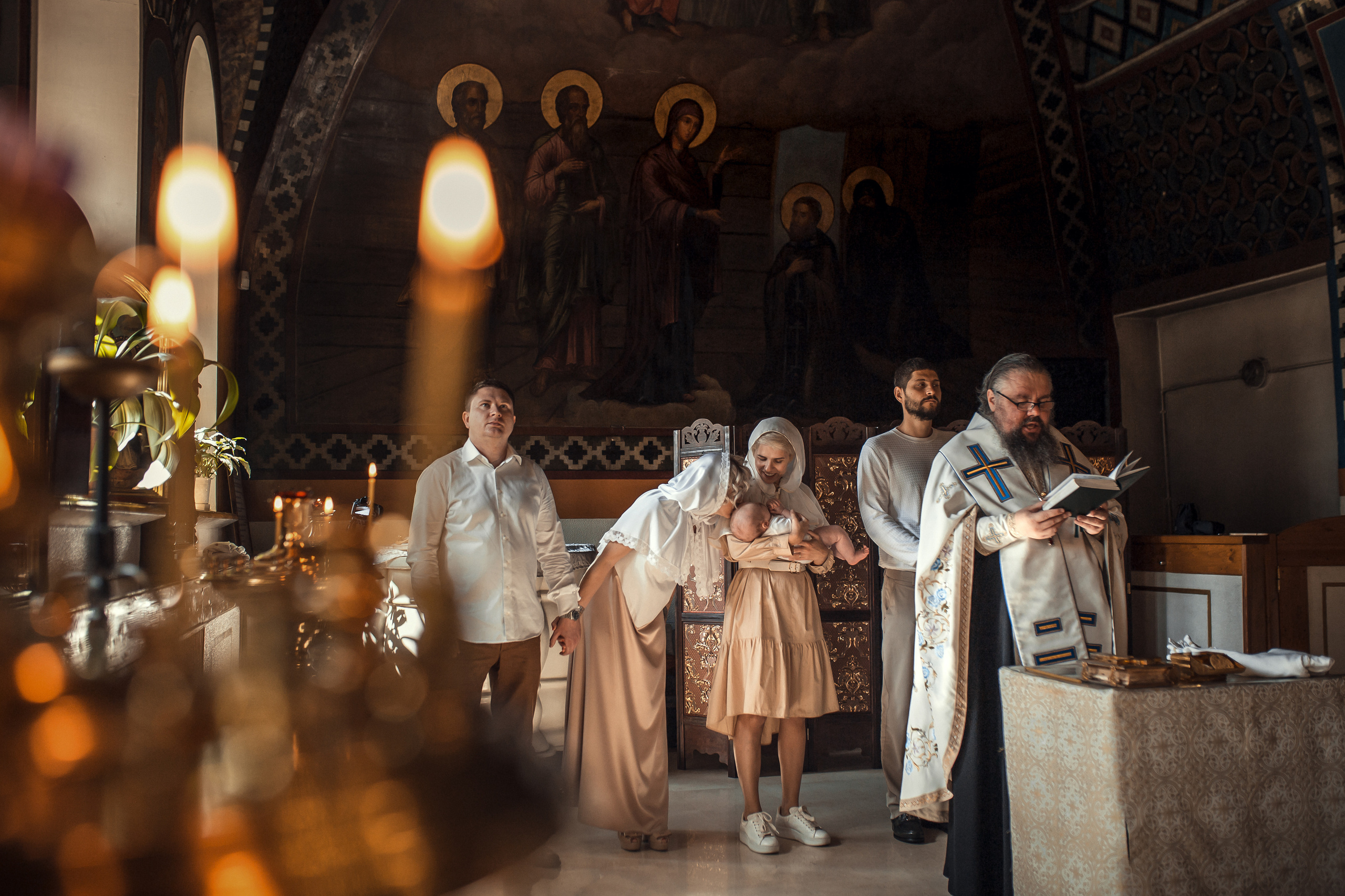 Крещение Луки. Храм Петра и Павла на Яузе. Фотограф на Крещение в Москве Ткач Елена