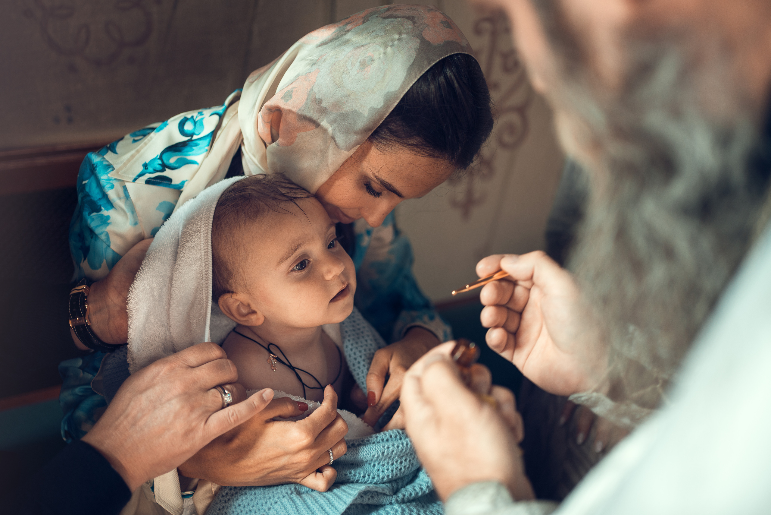 Крещение Даниила. Храм Иоанна Предтечи в Горках-8. Фотограф на Крещение в Москве Ткач Елена