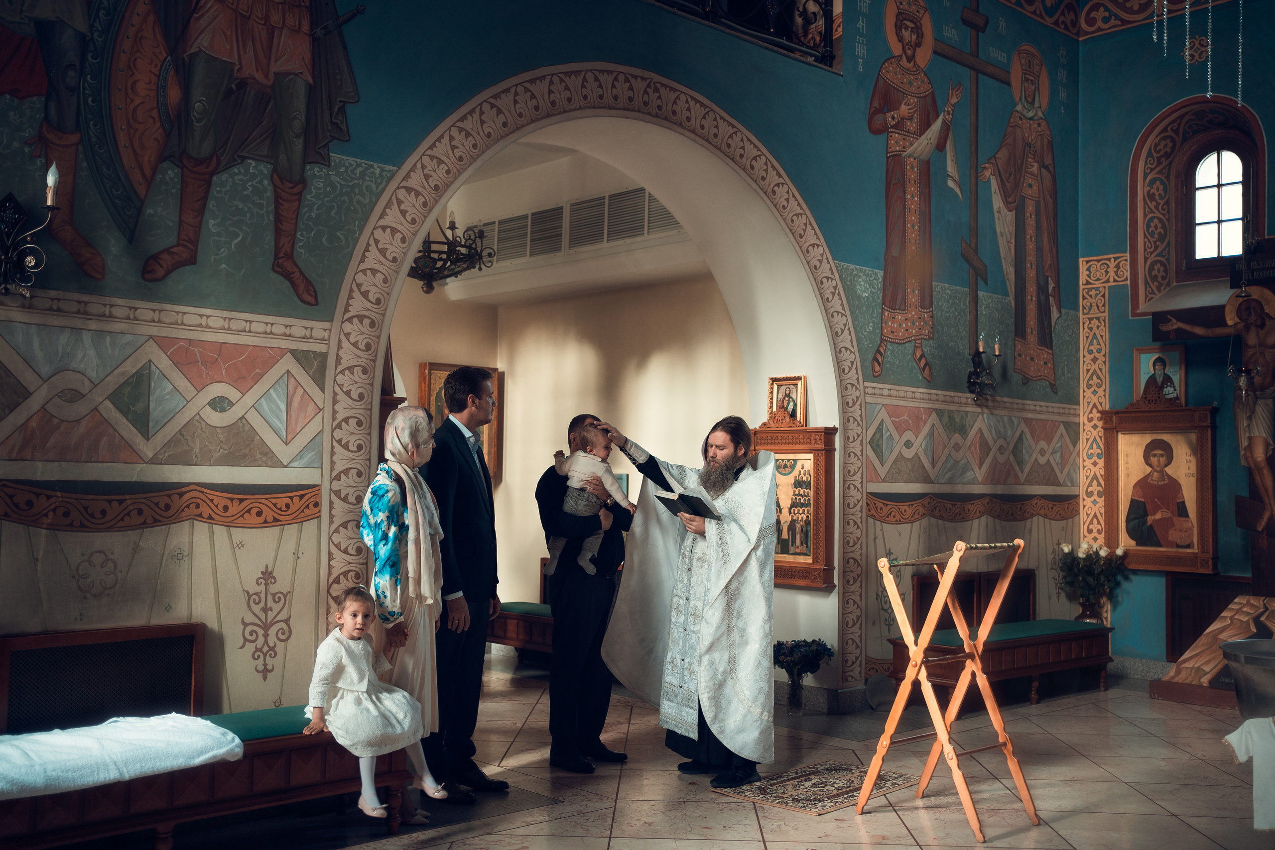 Крещение Даниила. Храм Иоанна Предтечи в Горках-8. Фотограф на Крещение в Москве Ткач Елена