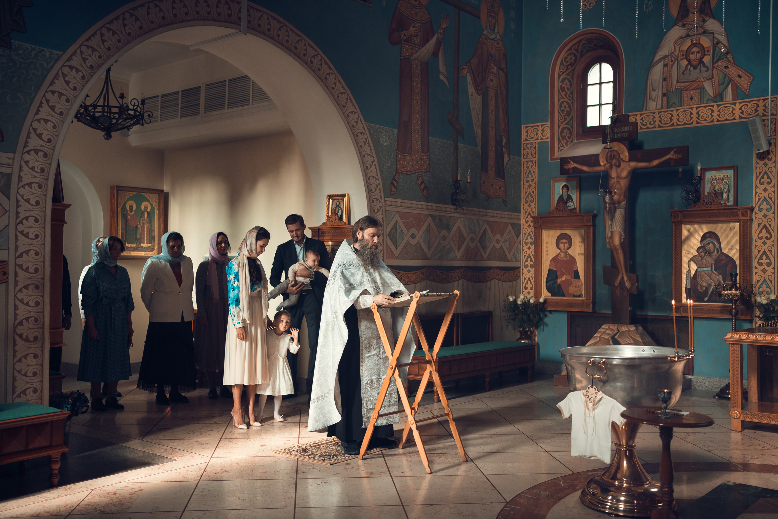 Крещение Даниила. Храм Иоанна Предтечи в Горках-8. Фотограф на Крещение в Москве Ткач Елена