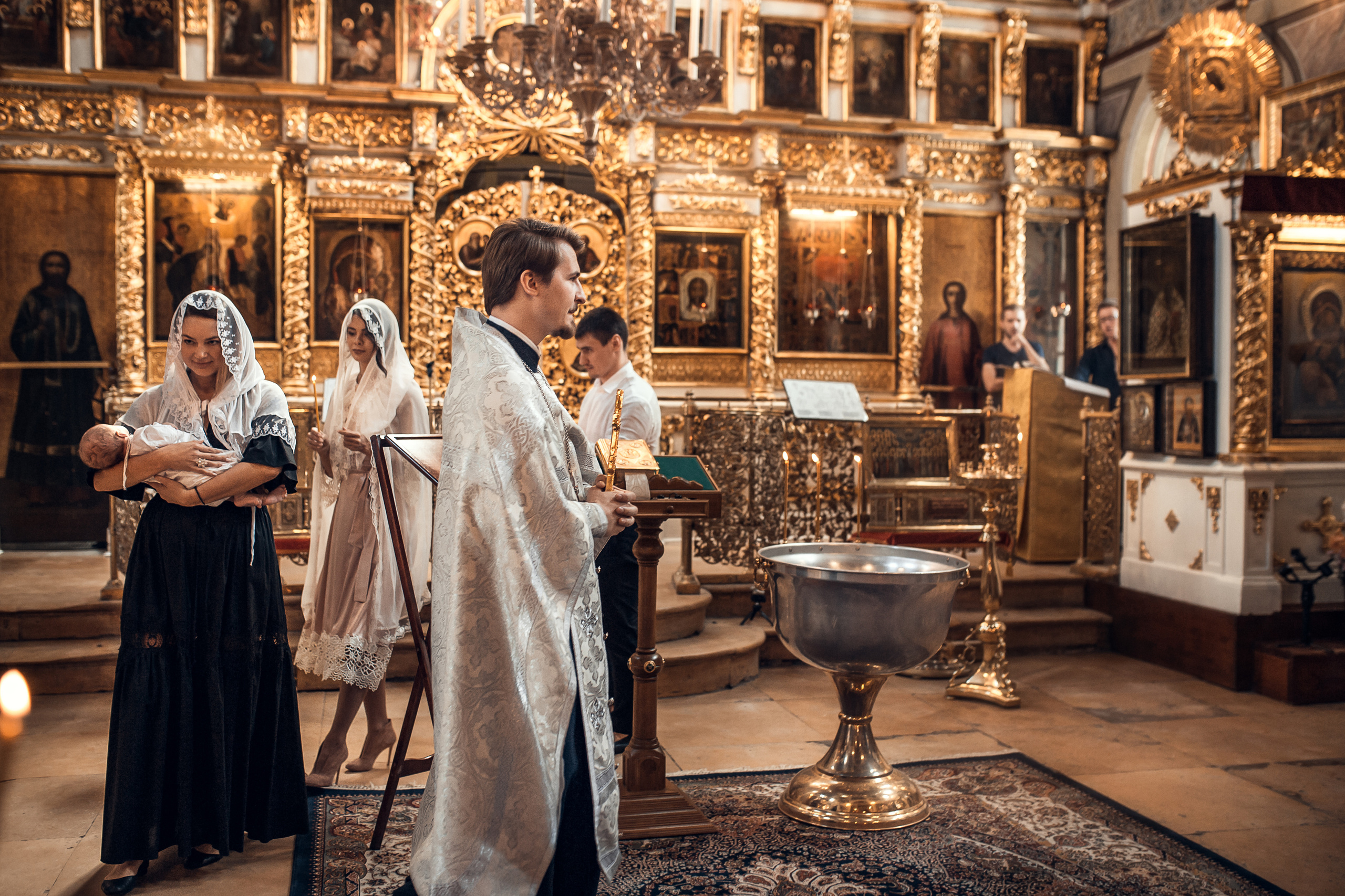 Крещение Кирилла. Храм Ильи Пророка на Ильинке. Фотограф на Крещение в Москве Ткач Елена