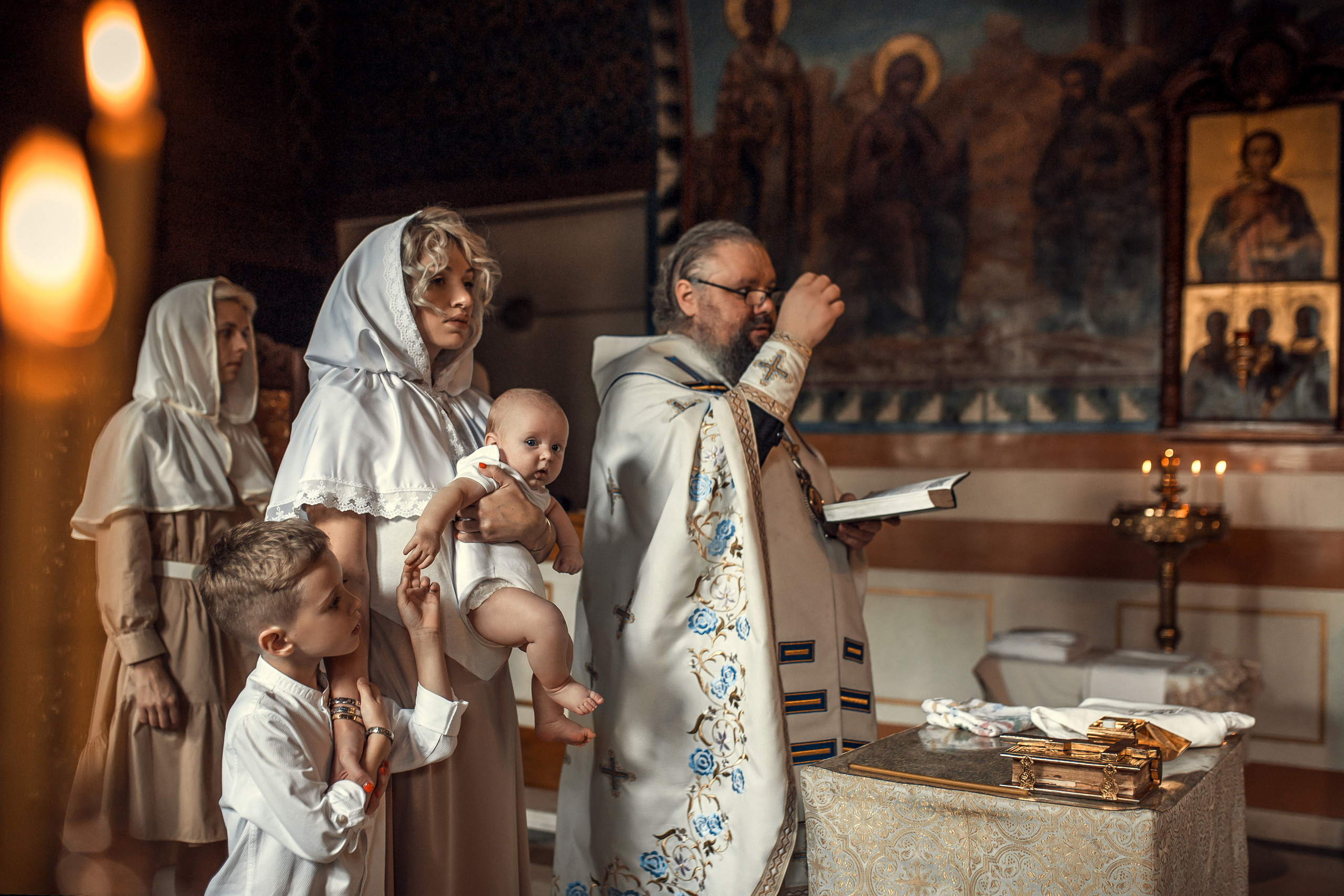 Крещение Луки. Храм Петра и Павла на Яузе. Фотограф на Крещение в Москве Ткач Елена