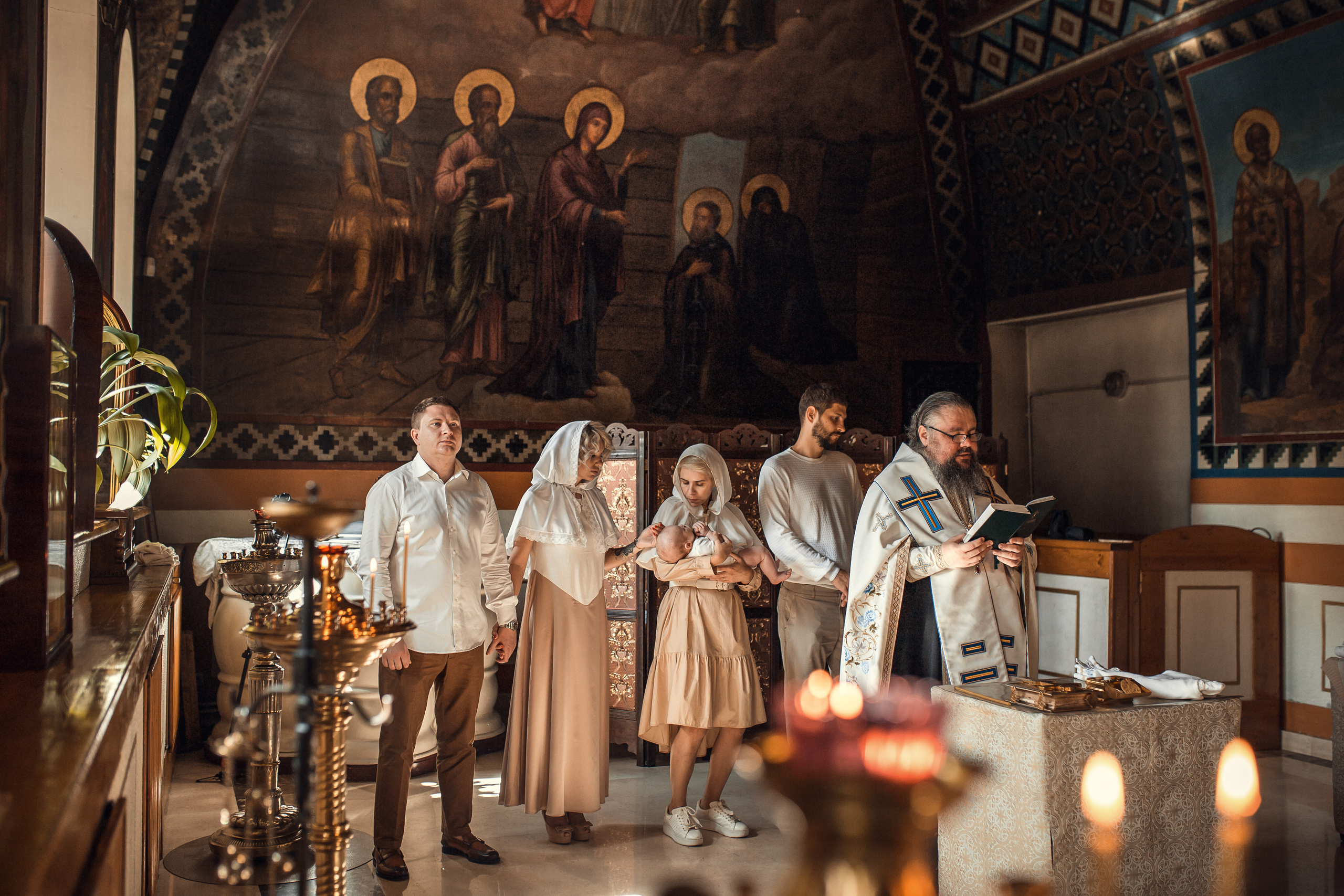 Крещение Луки. Храм Петра и Павла на Яузе. Фотограф на Крещение в Москве Ткач Елена