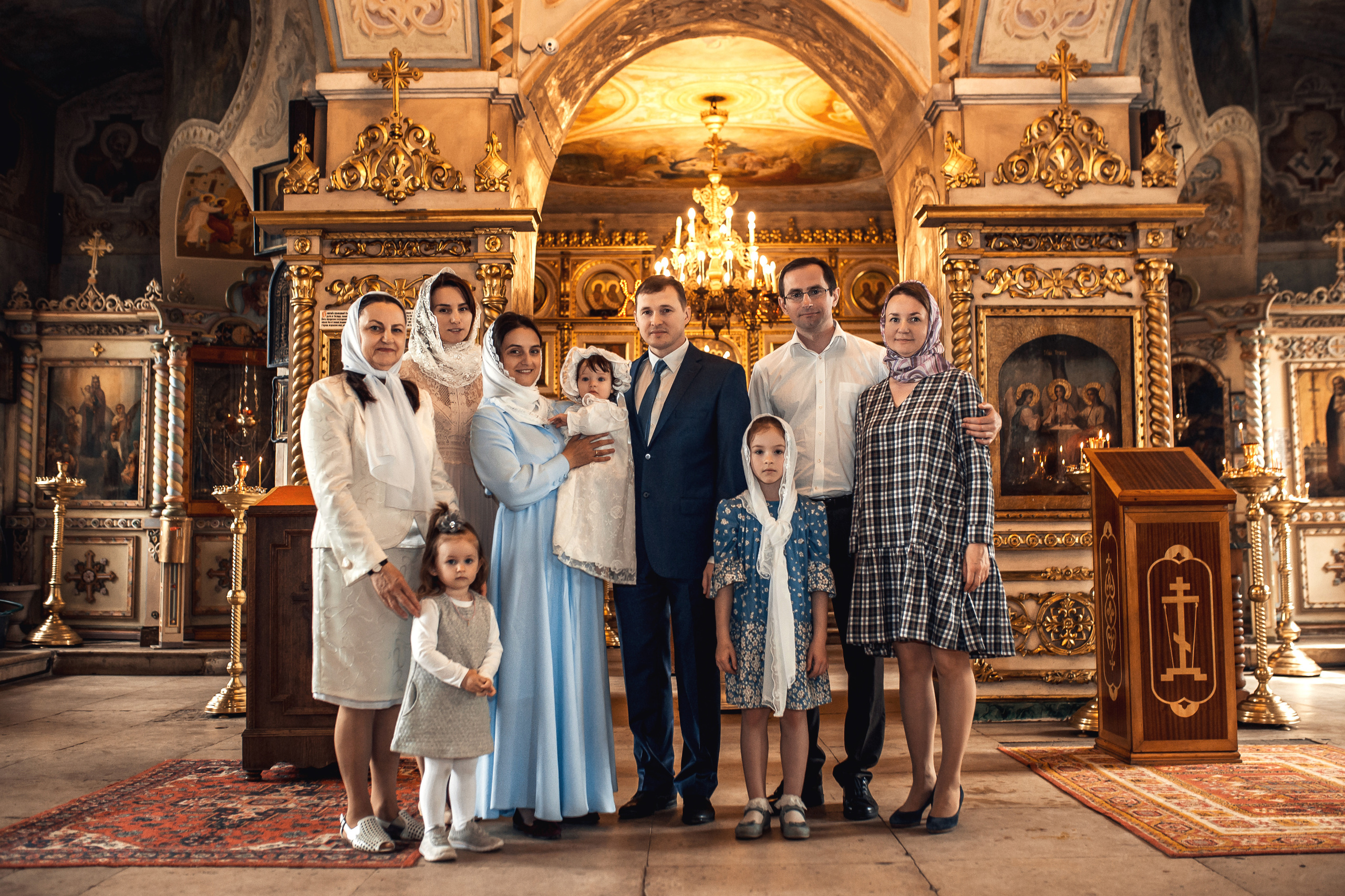 Крещение Анны. Храм Владимирской Иконы Божией Матери в с. Быково. Фотограф на Крещение в Москве Ткач Елена