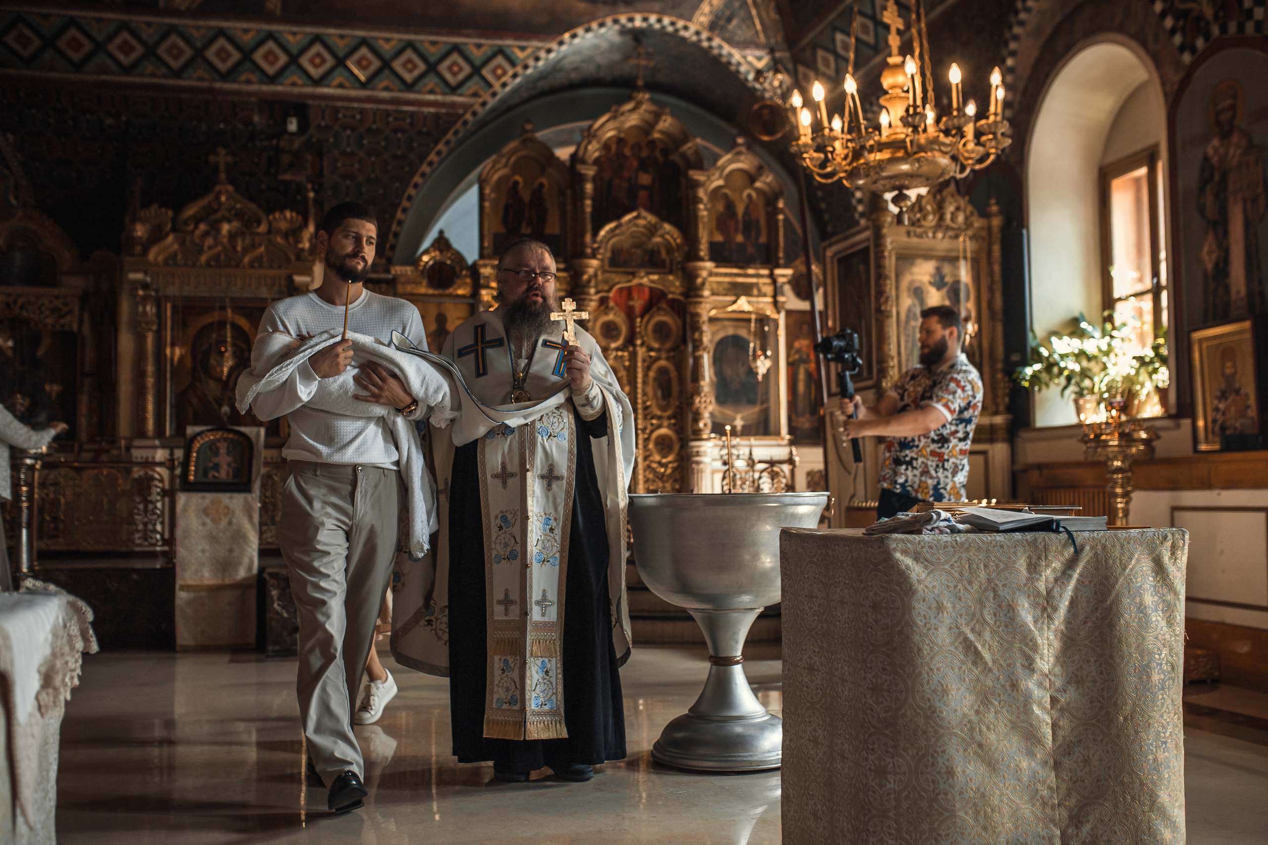 Крещение Луки. Храм Петра и Павла на Яузе. Фотограф на Крещение в Москве Ткач Елена